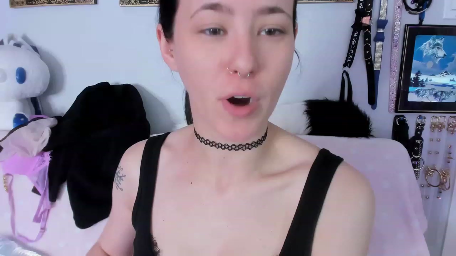 Gallery image thumbnail from Isabelle_Babe's myfreecams stream on, 05/01/2023, 18:45 image 8 of 20