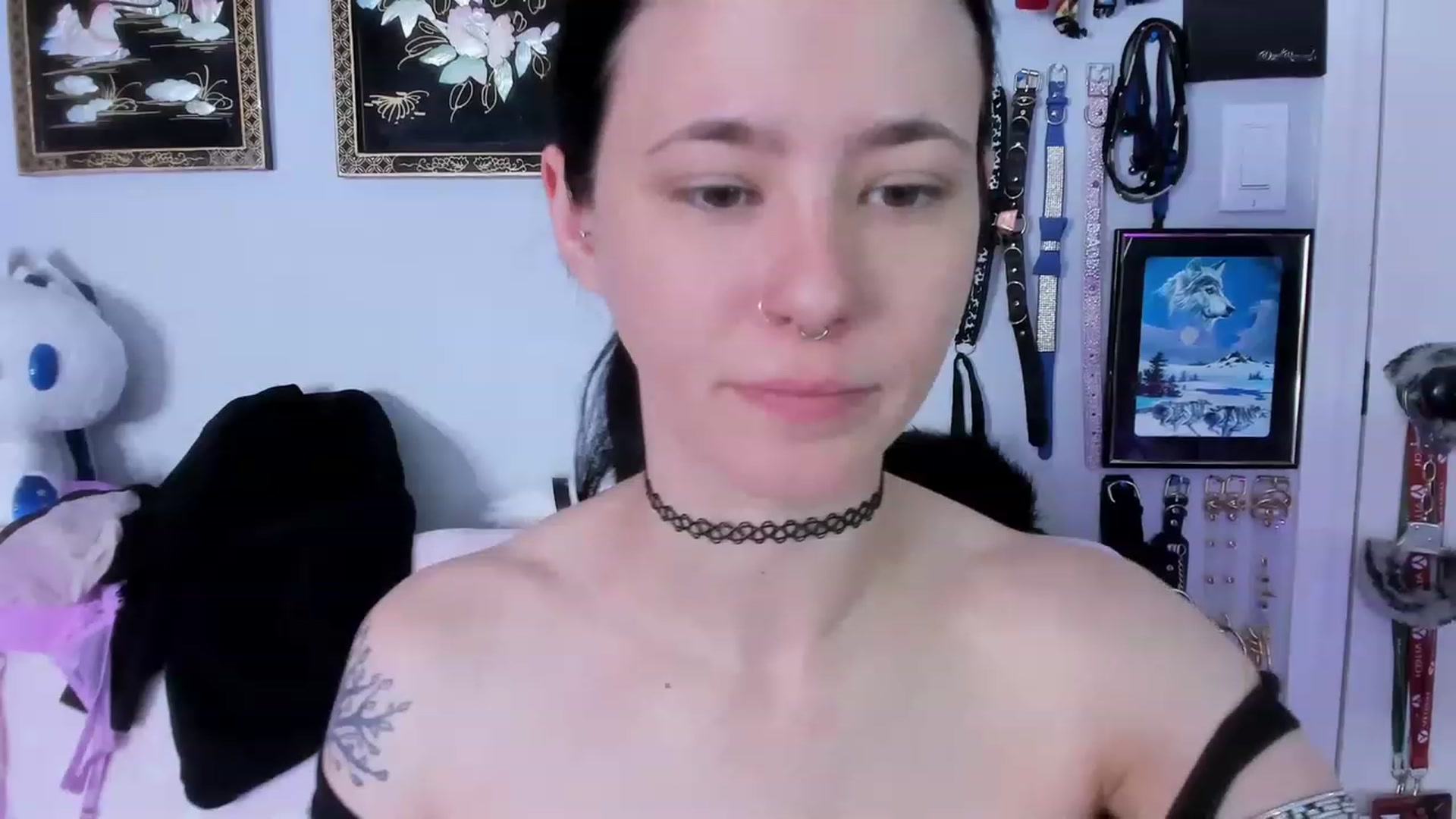 Gallery image thumbnail from Isabelle_Babe's myfreecams stream on, 05/01/2023, 18:45 image 17 of 20