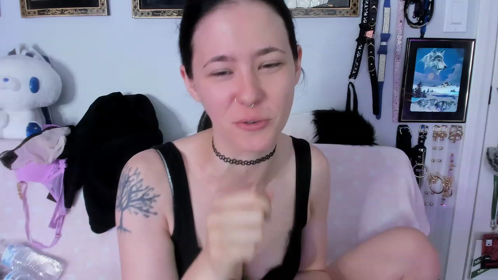 Gallery image thumbnail from Isabelle_Babe's myfreecams stream on, 05/01/2023, 18:45 image 14 of 20