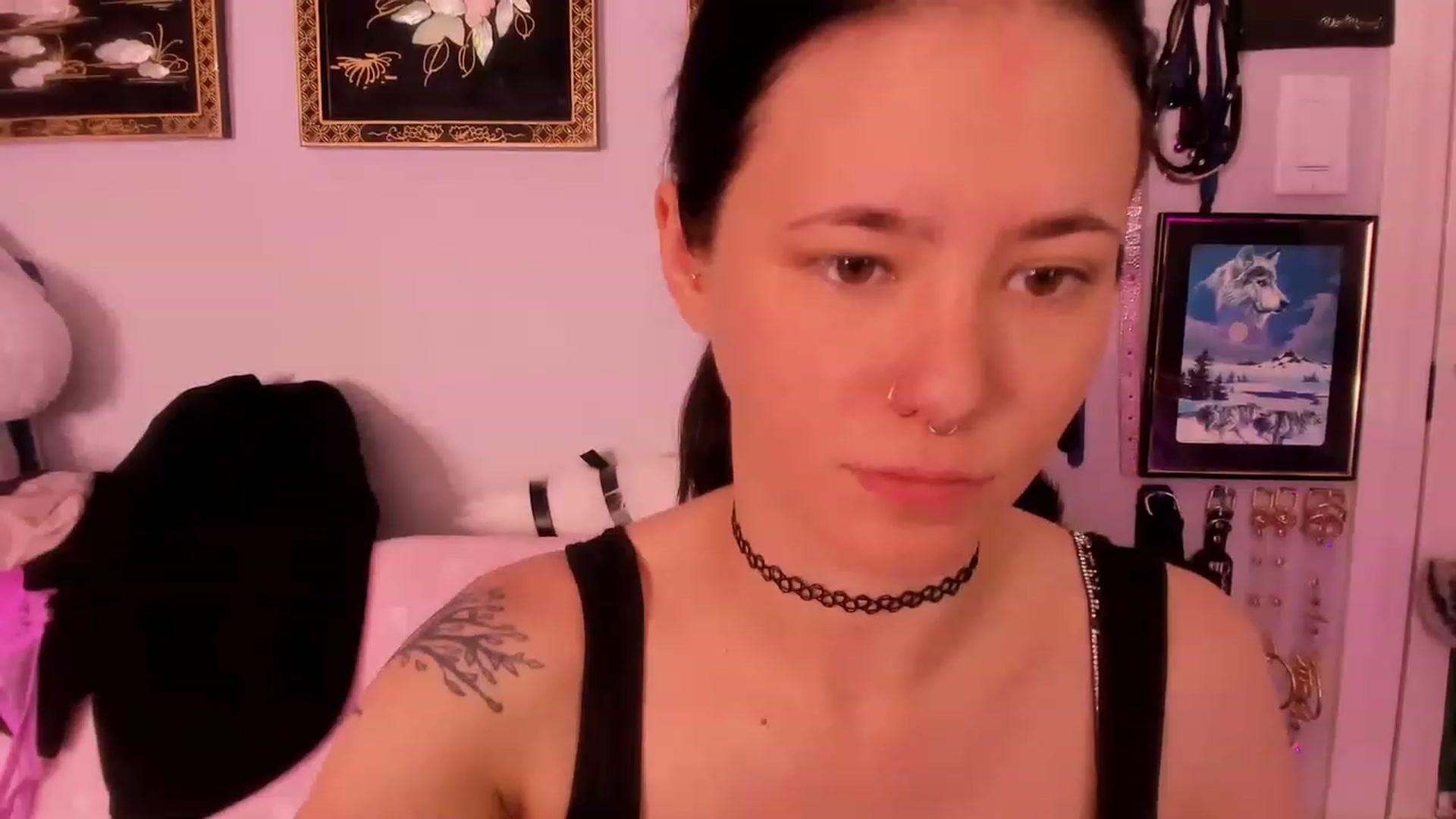 Gallery image thumbnail from Isabelle_Babe's myfreecams stream on, 05/01/2023, 18:45 image 2 of 20