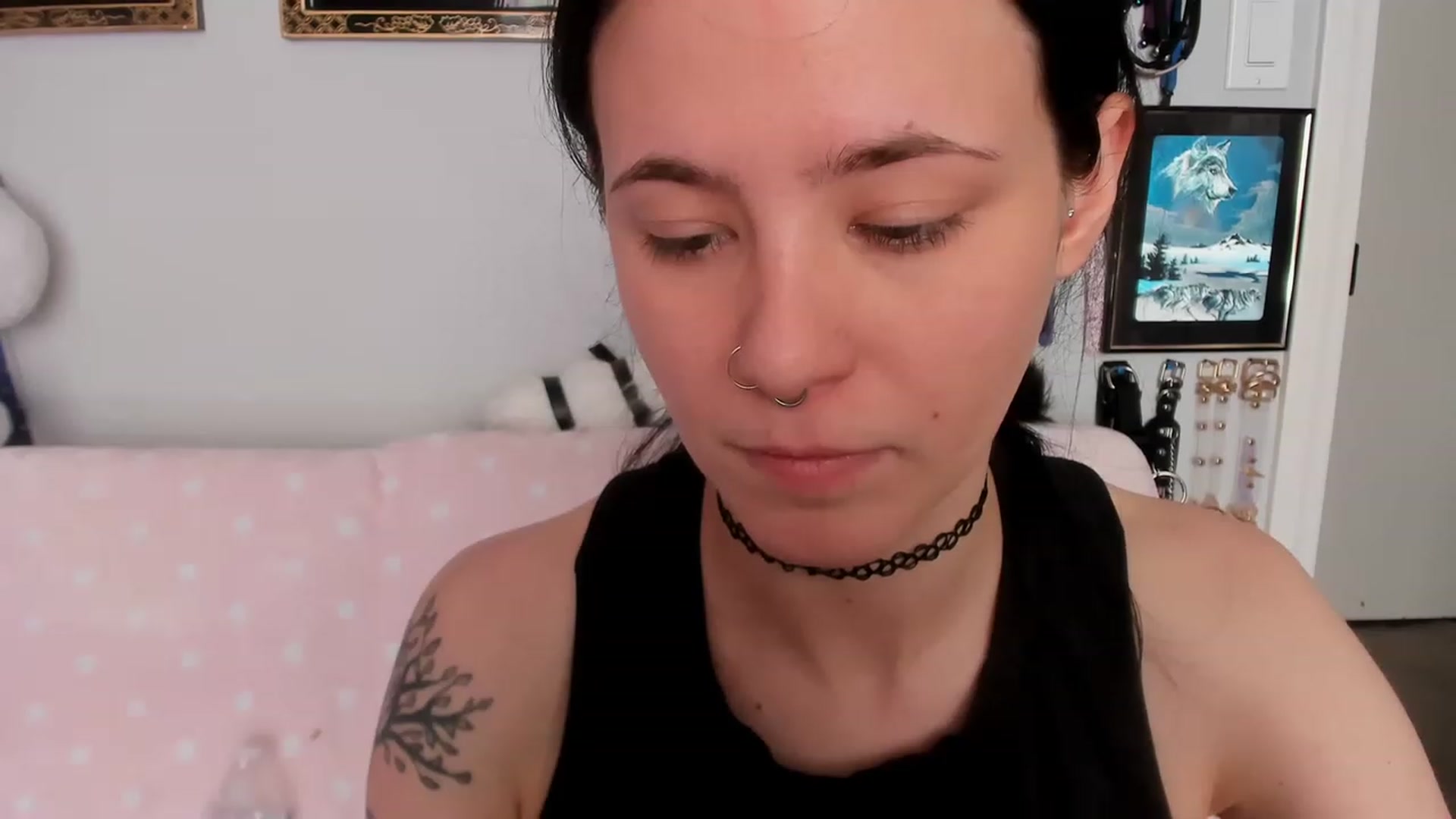 Gallery image thumbnail from Isabelle_Babe's myfreecams stream on, 05/01/2023, 23:24 image 19 of 20
