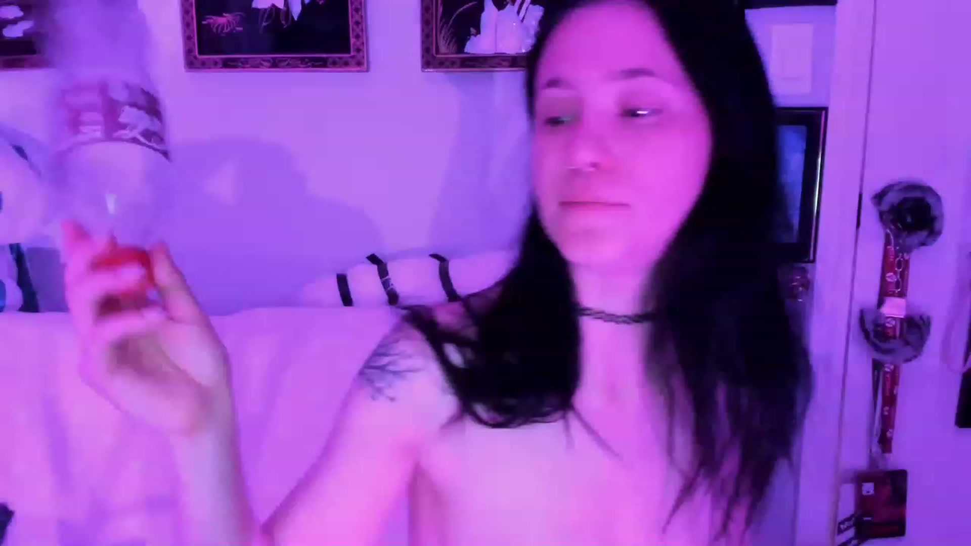 Gallery image thumbnail from Isabelle_Babe's myfreecams stream on, 05/02/2023, 07:51 image 20 of 20