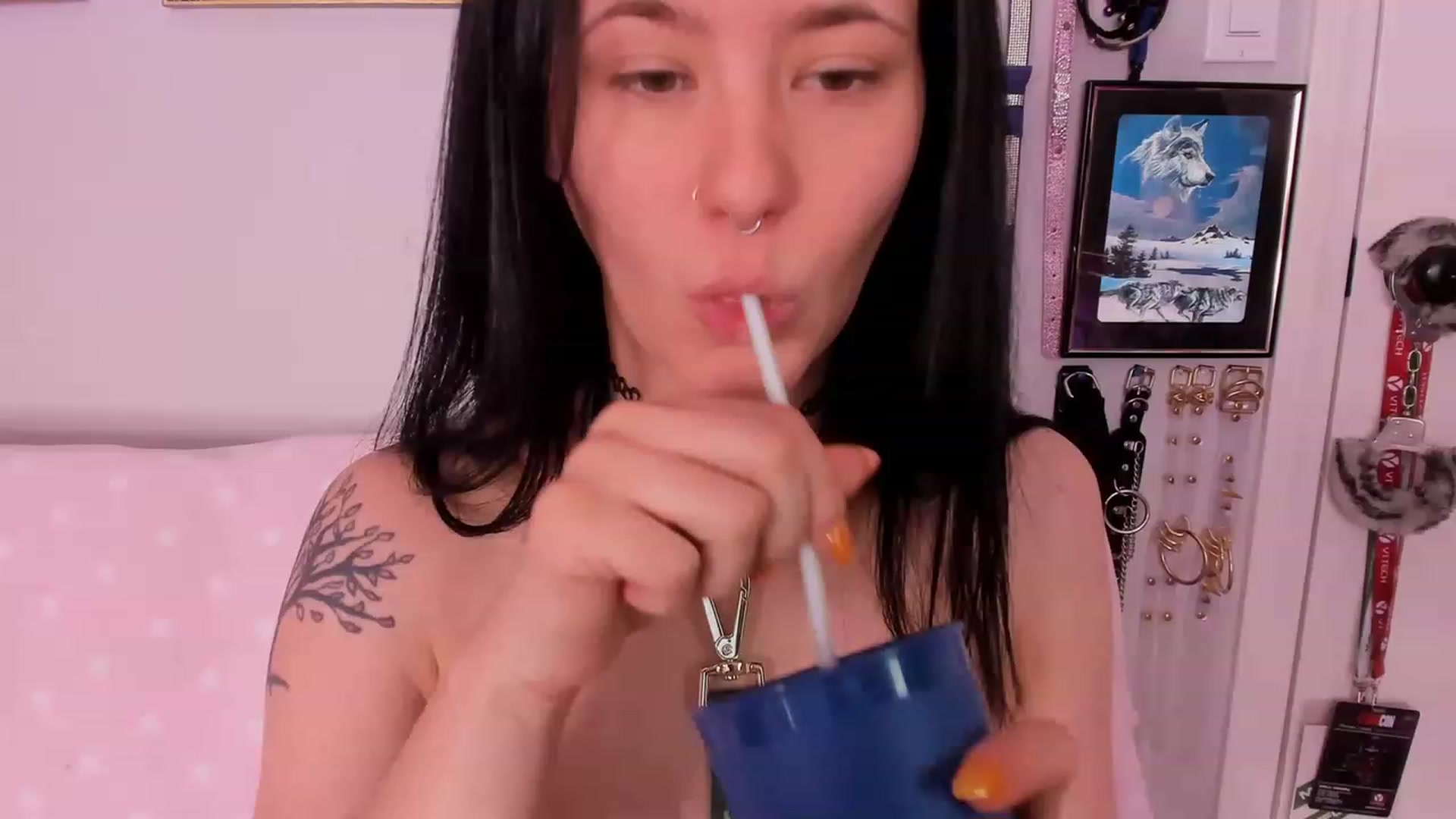 Gallery image thumbnail from Isabelle_Babe's myfreecams stream on, 05/04/2023, 19:29 image 20 of 20