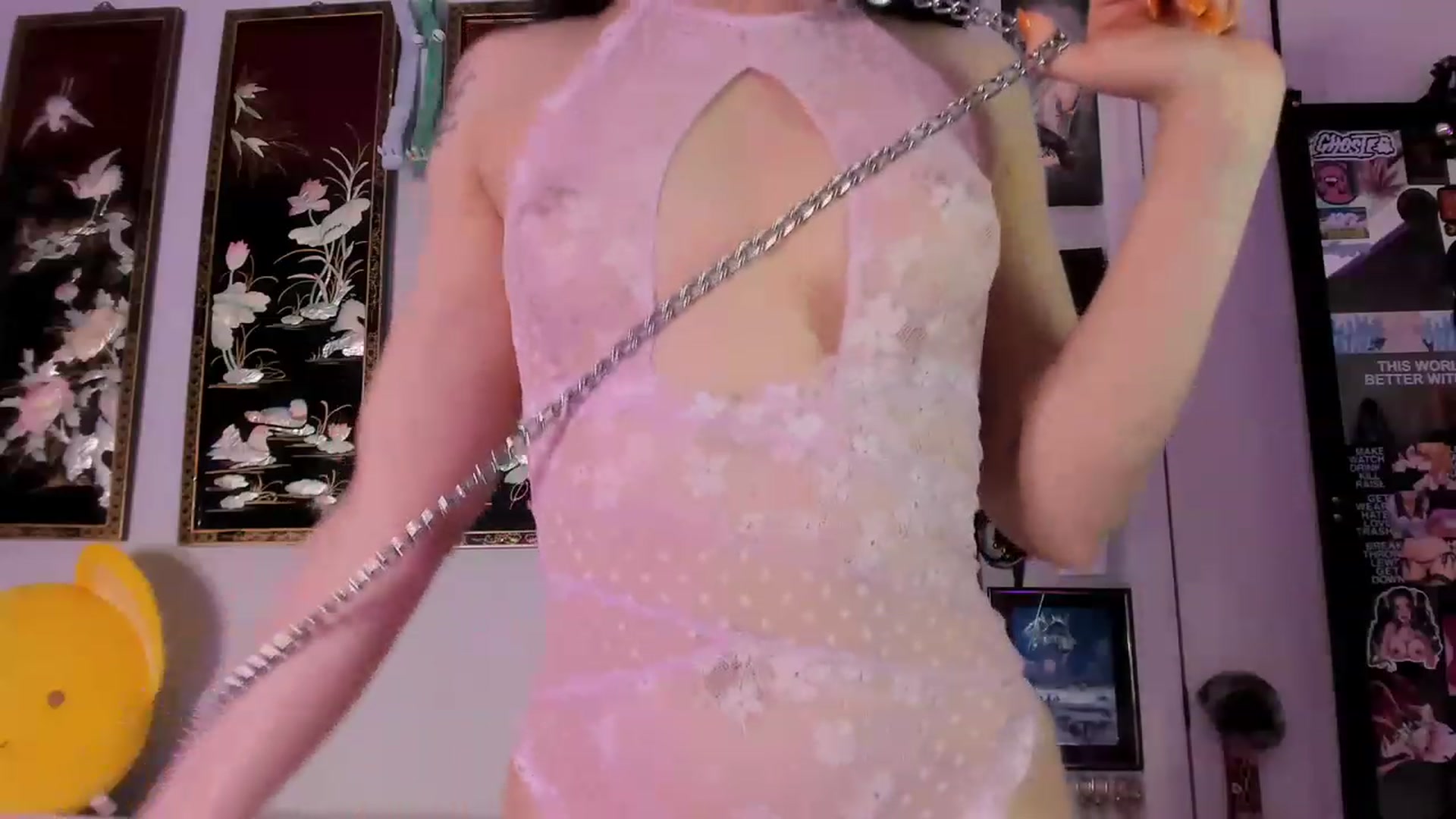 Gallery image thumbnail from Isabelle_Babe's myfreecams stream on, 05/05/2023, 12:55 image 9 of 20