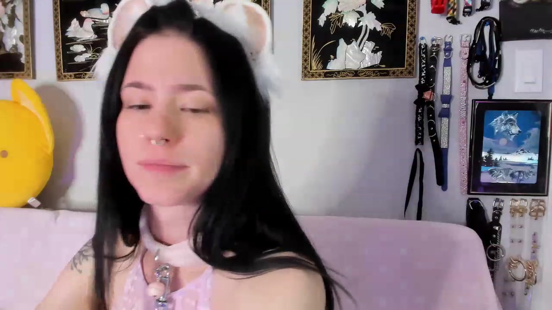 Gallery image thumbnail from Isabelle_Babe's myfreecams stream on, 05/05/2023, 12:55 image 15 of 20
