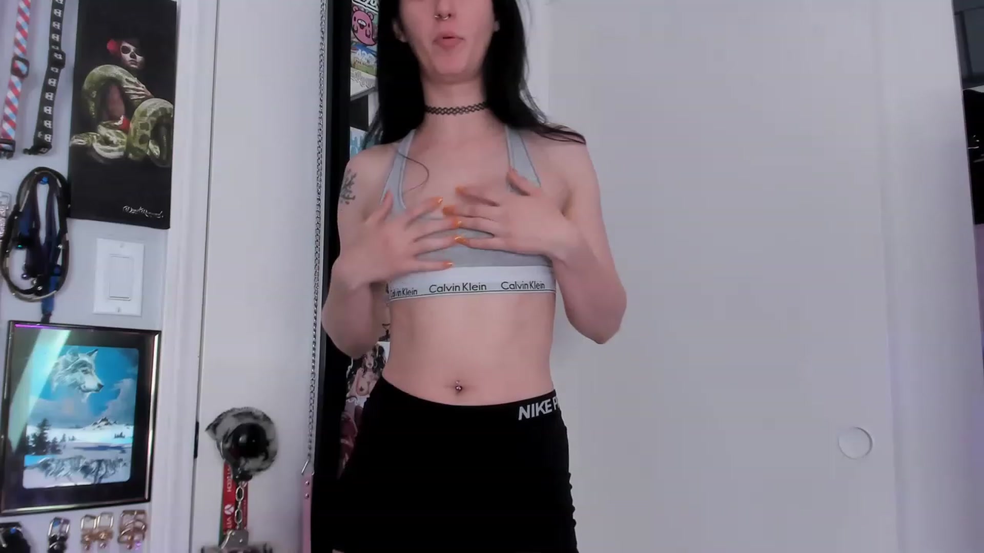 Gallery image thumbnail from Isabelle_Babe's myfreecams stream on, 05/06/2023, 19:00 image 3 of 20