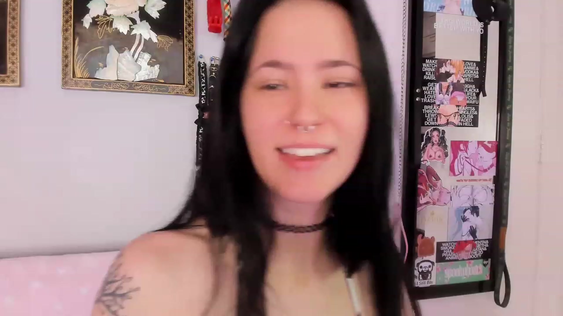 Gallery image thumbnail from Isabelle_Babe's myfreecams stream on, 05/07/2023, 18:51 image 6 of 20