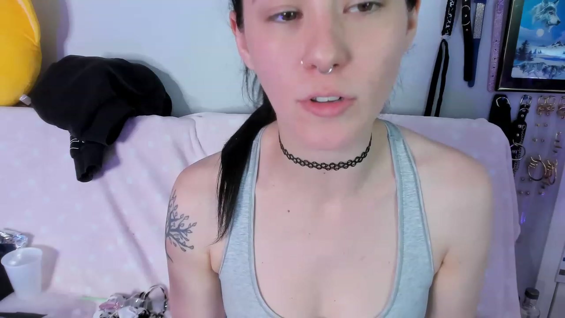 Gallery image thumbnail from Isabelle_Babe's myfreecams stream on, 05/08/2023, 10:05 image 11 of 20