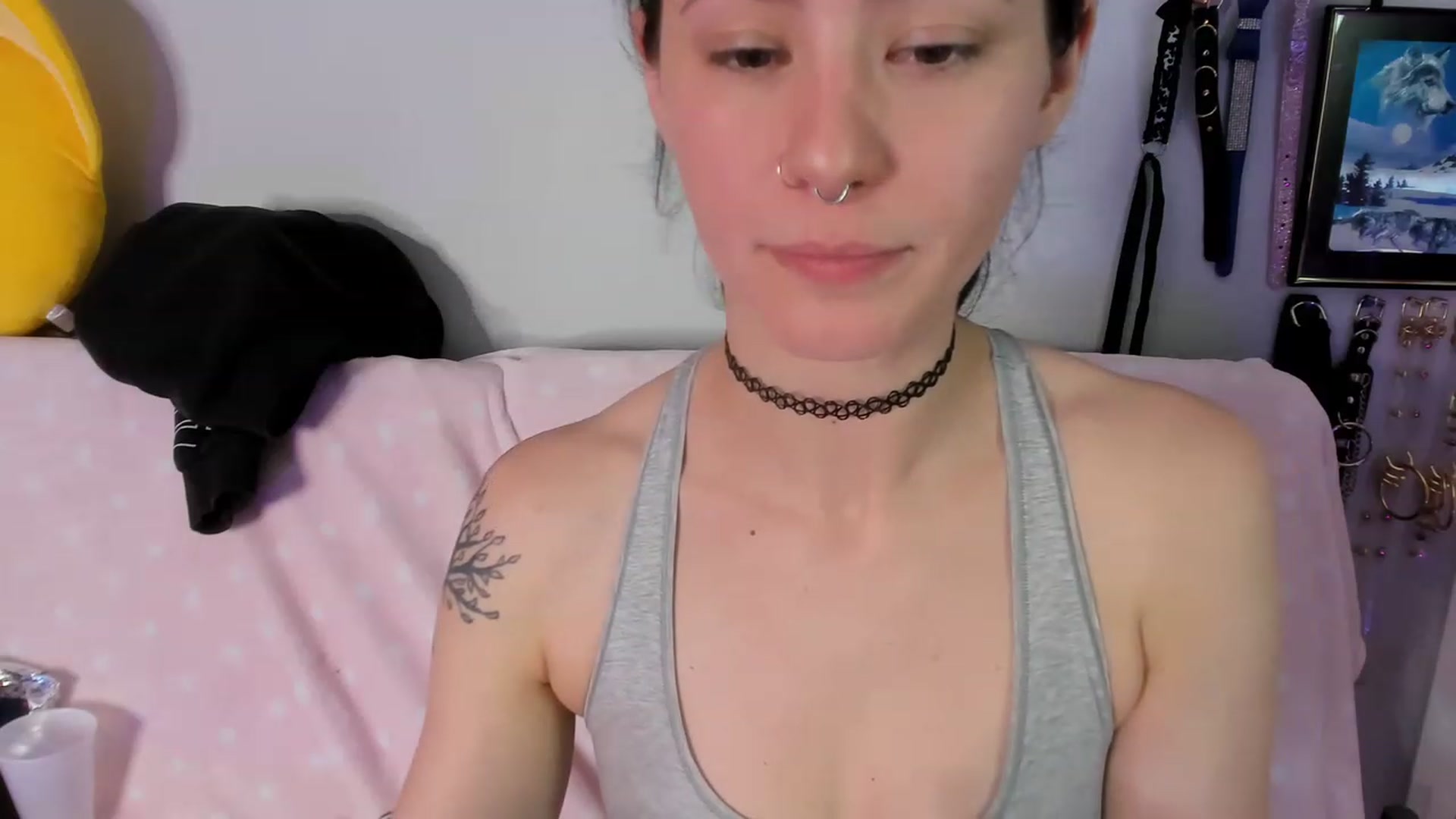 Gallery image thumbnail from Isabelle_Babe's myfreecams stream on, 05/08/2023, 10:05 image 16 of 20