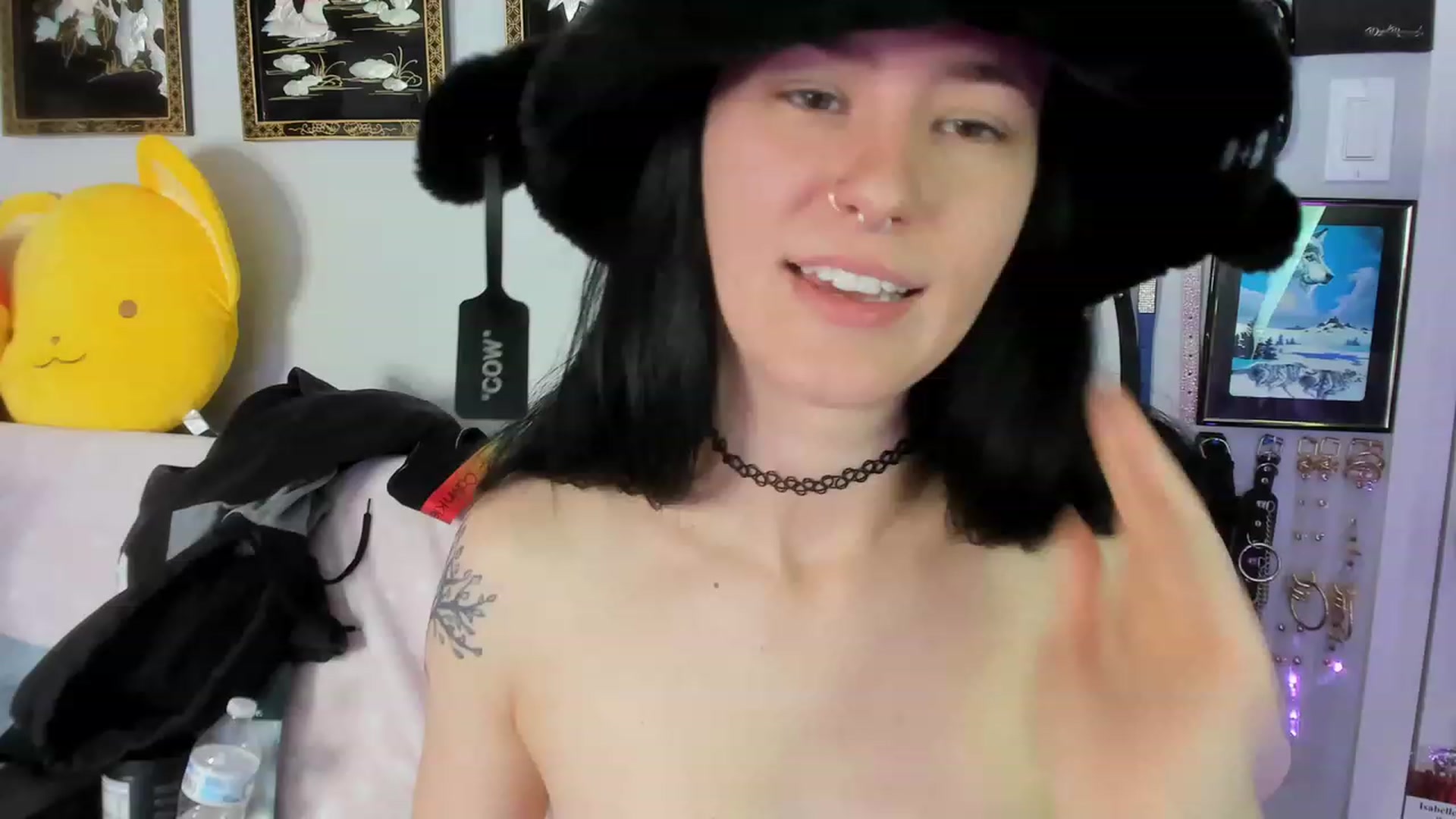 Gallery image thumbnail from Isabelle_Babe's myfreecams stream on, 05/08/2023, 19:48 image 20 of 20