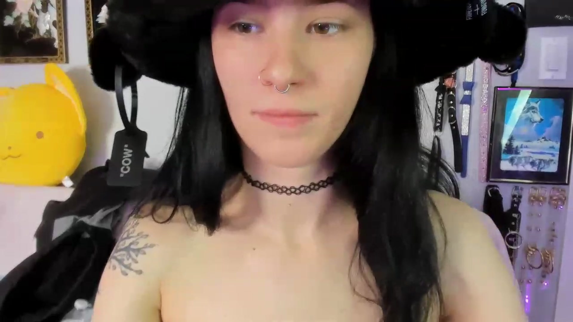 Gallery image thumbnail from Isabelle_Babe's myfreecams stream on, 05/08/2023, 19:48 image 16 of 20