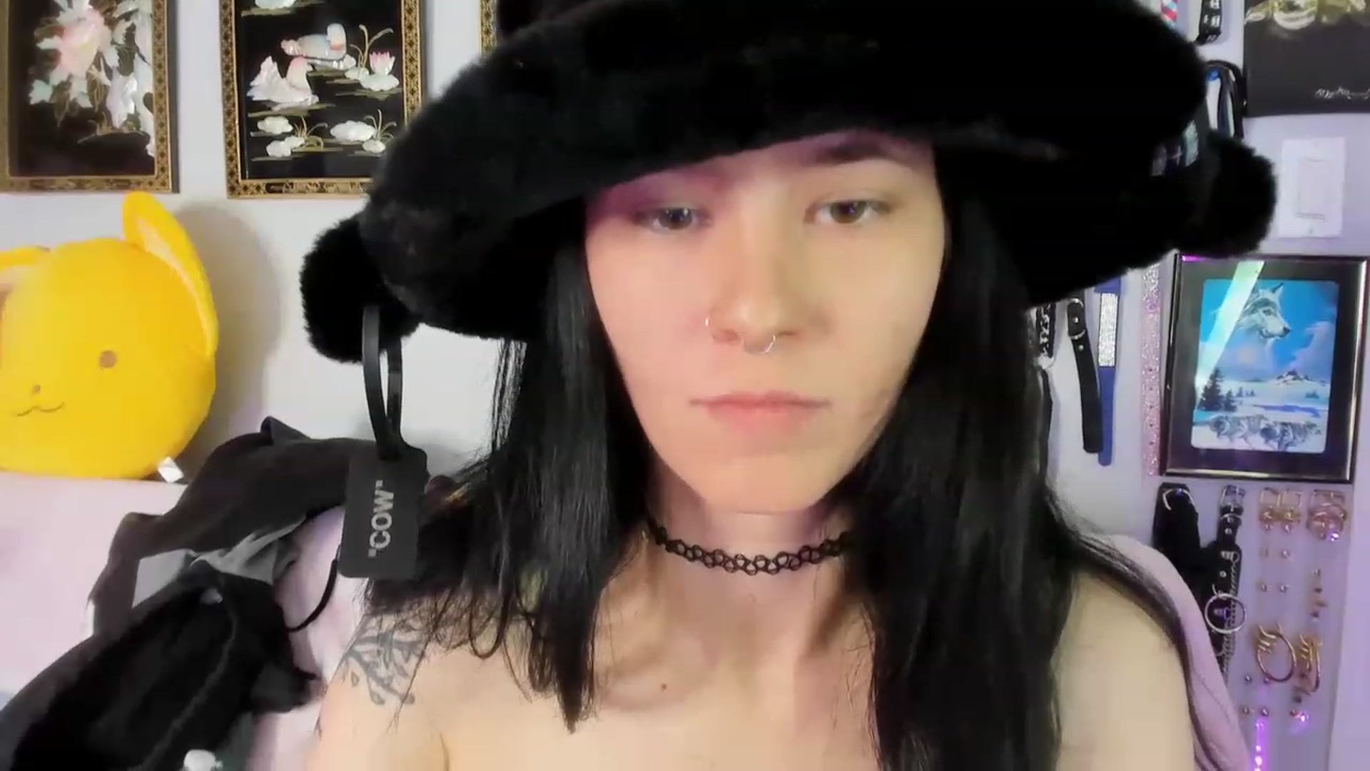 Gallery image thumbnail from Isabelle_Babe's myfreecams stream on, 05/08/2023, 19:48 image 17 of 20