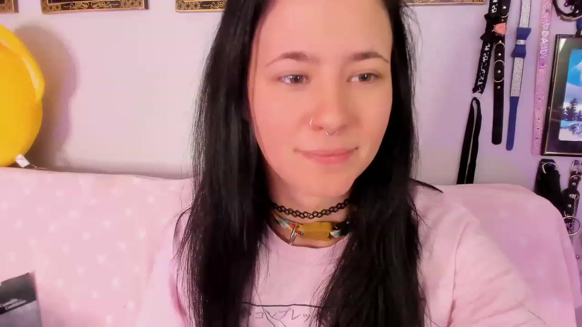 Gallery image thumbnail from Isabelle_Babe's myfreecams stream on, 05/10/2023, 19:12 image 7 of 20