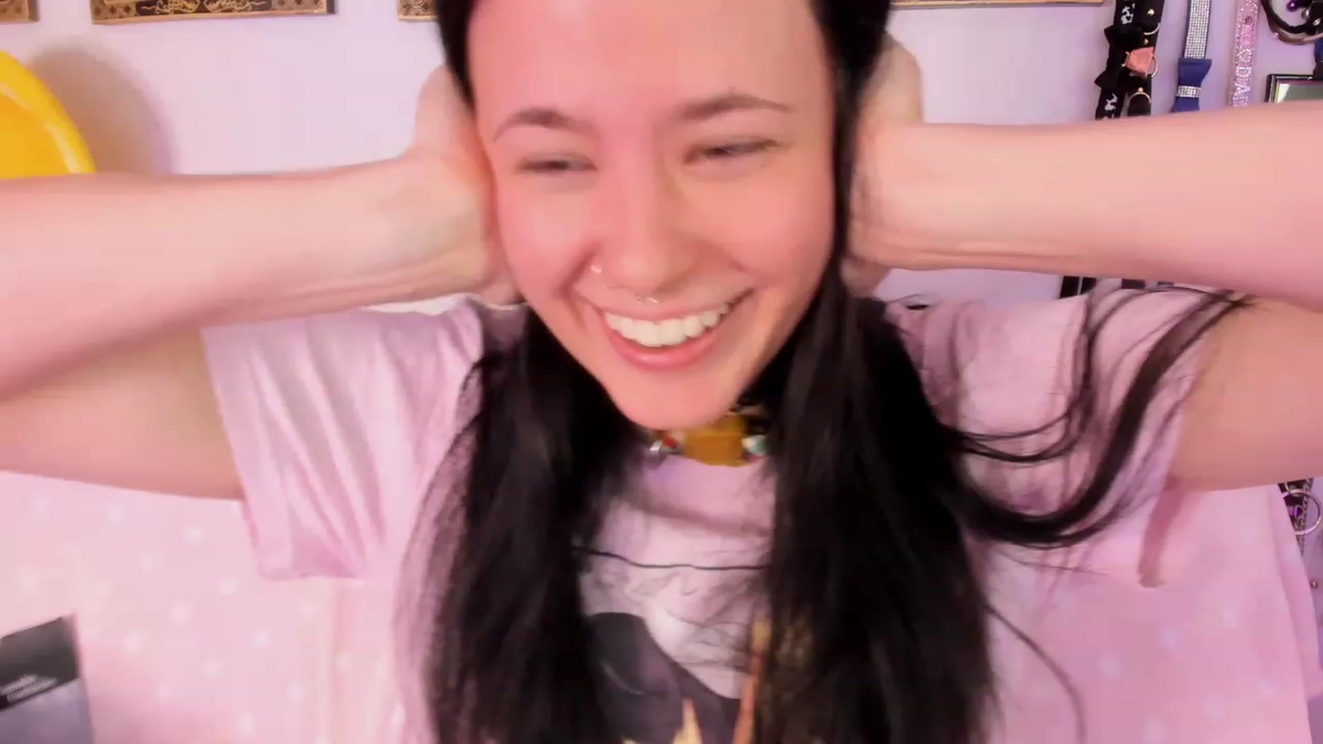 Gallery image thumbnail from Isabelle_Babe's myfreecams stream on, 05/10/2023, 19:12 image 11 of 20