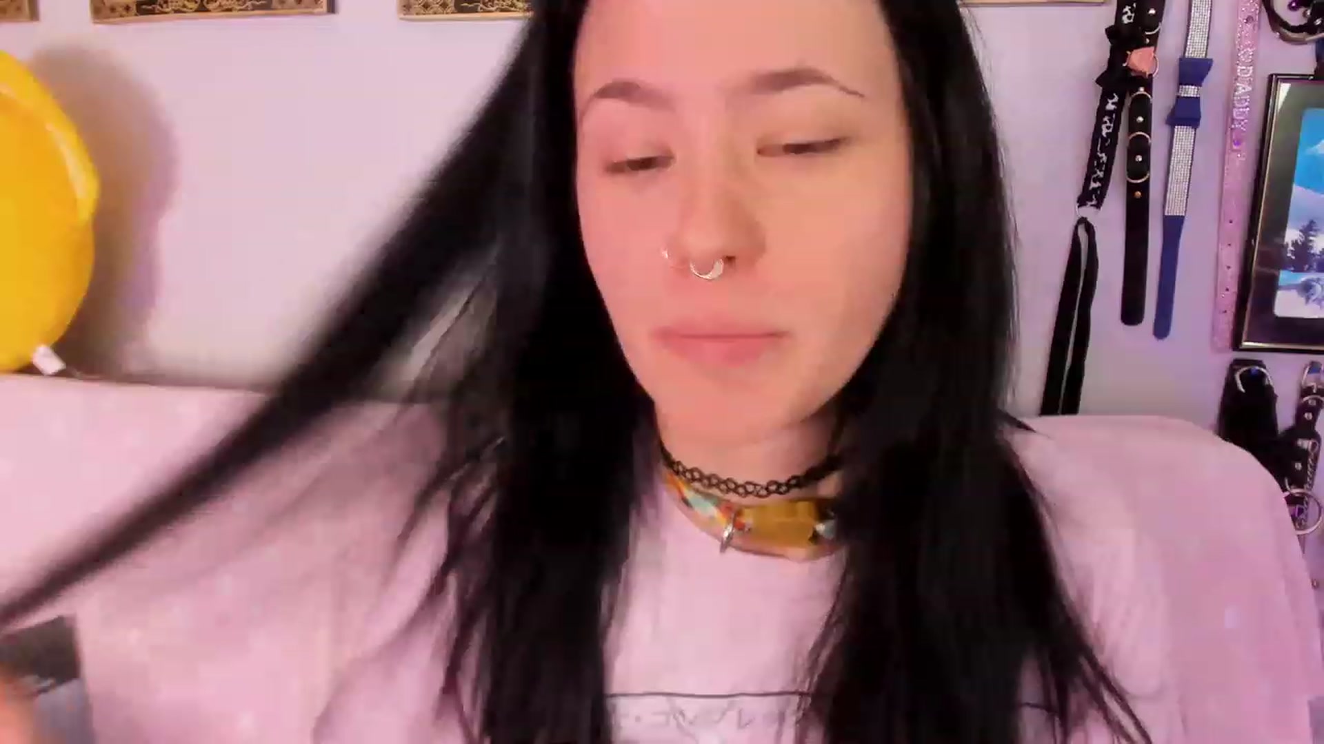 Gallery image thumbnail from Isabelle_Babe's myfreecams stream on, 05/10/2023, 19:12 image 5 of 20