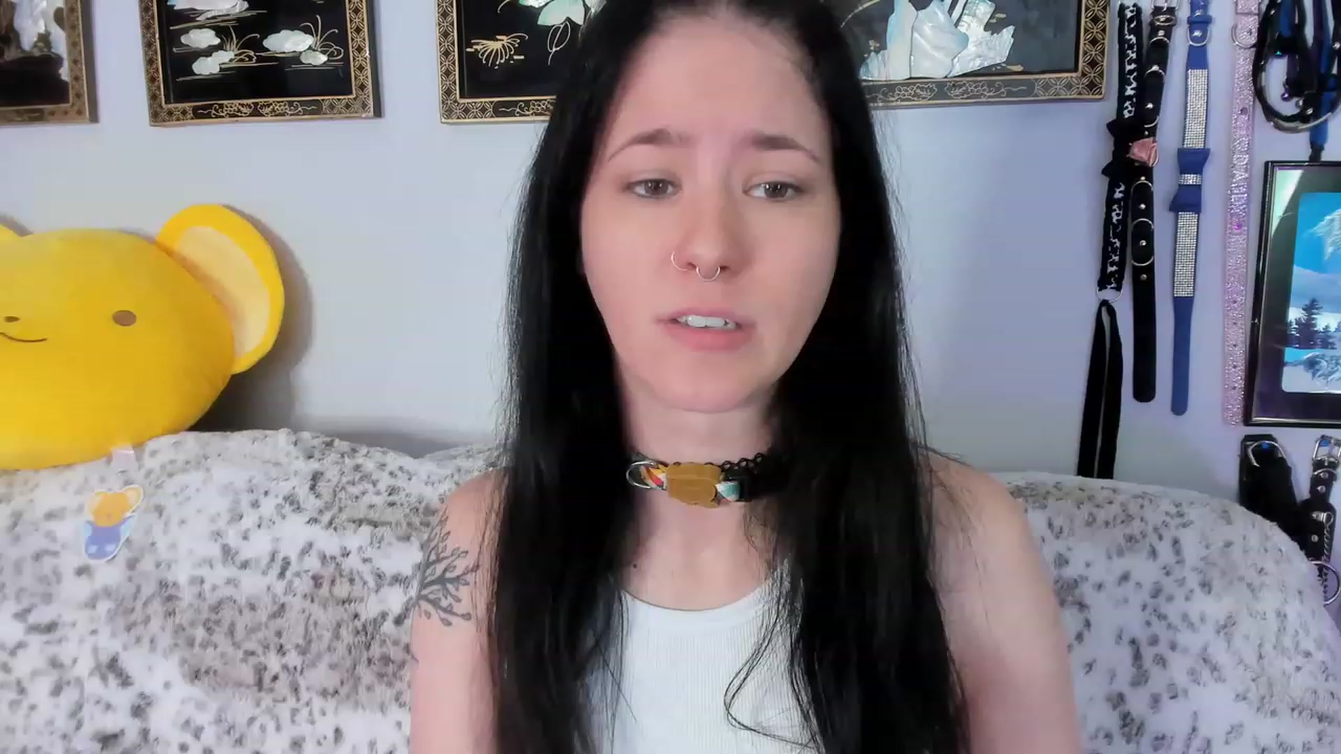 Gallery image thumbnail from Isabelle_Babe's myfreecams stream on, 05/11/2023, 19:30 image 4 of 20