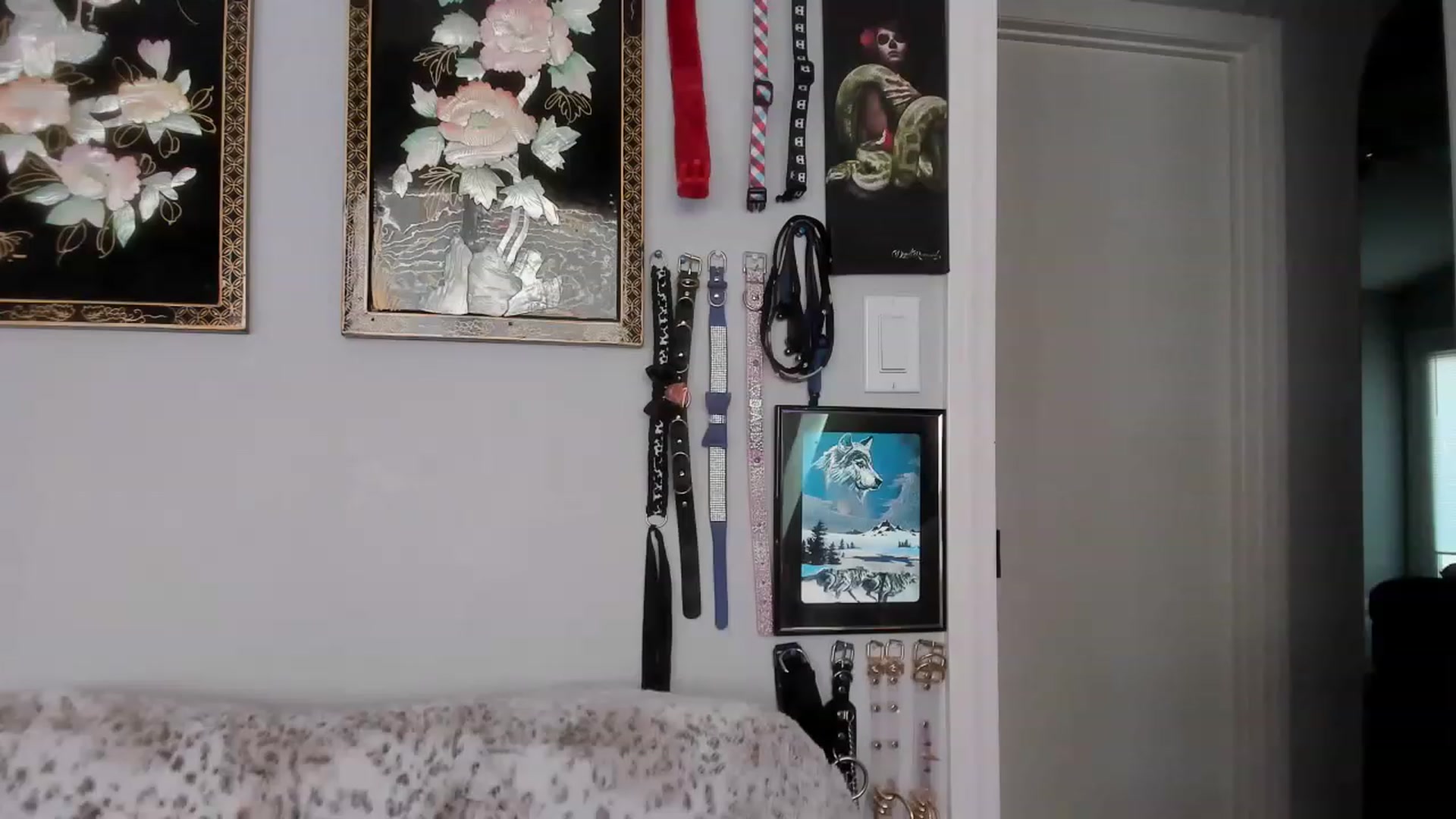 Gallery image thumbnail from Isabelle_Babe's myfreecams stream on, 05/12/2023, 24:58 image 7 of 20