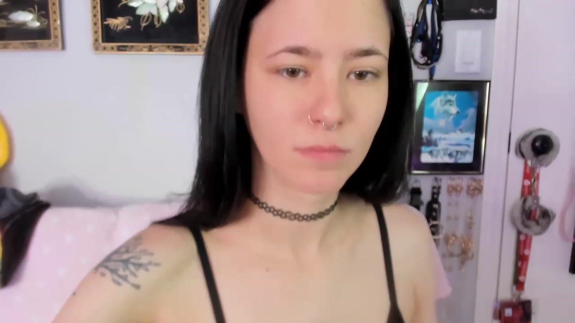 Gallery image thumbnail from Isabelle_Babe's myfreecams stream on, 05/14/2023, 19:07 image 11 of 20