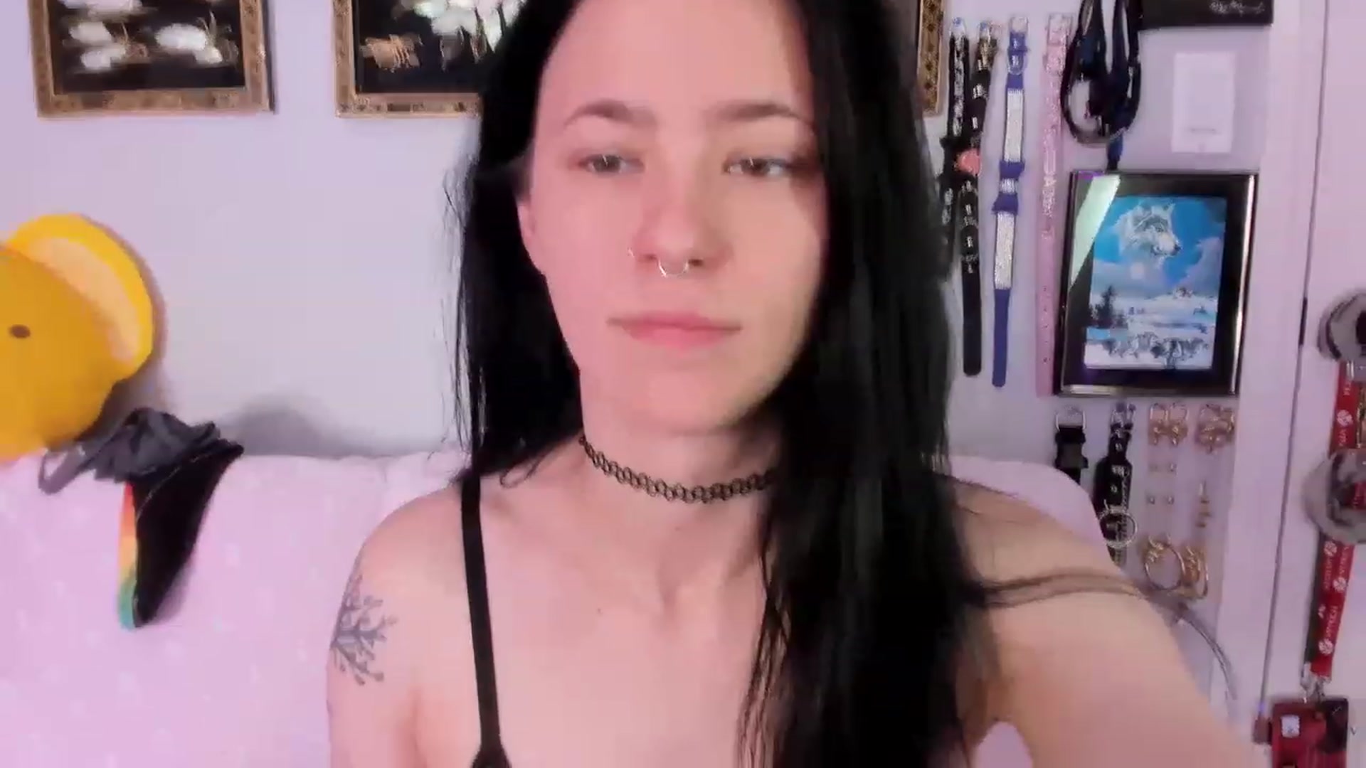 Gallery image thumbnail from Isabelle_Babe's myfreecams stream on, 05/14/2023, 19:07 image 8 of 20