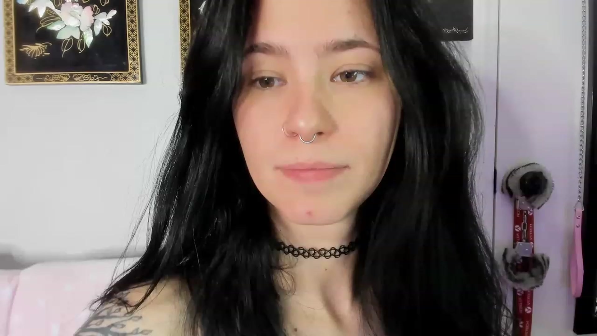 Gallery image thumbnail from Isabelle_Babe's myfreecams stream on, 05/16/2023, 12:03 image 17 of 20