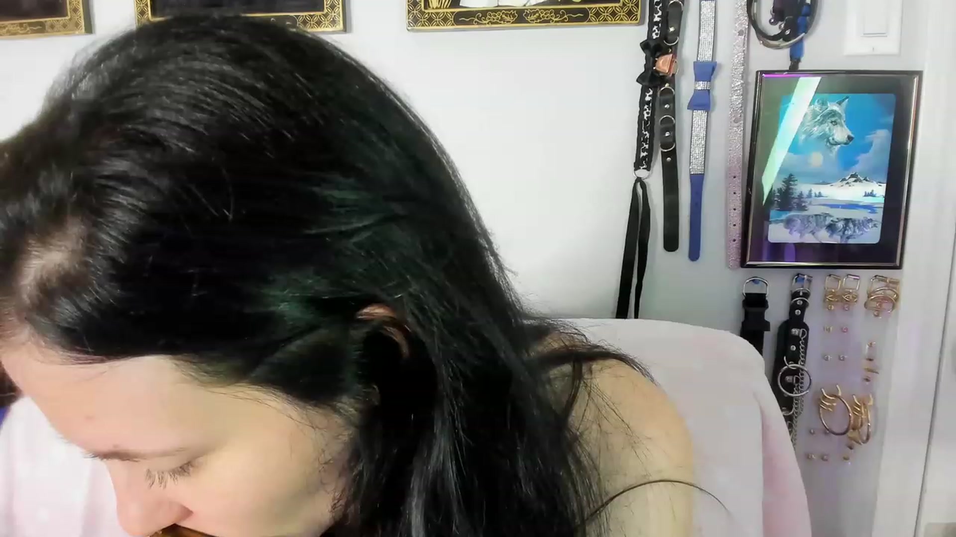 Gallery image thumbnail from Isabelle_Babe's myfreecams stream on, 05/16/2023, 12:03 image 18 of 20