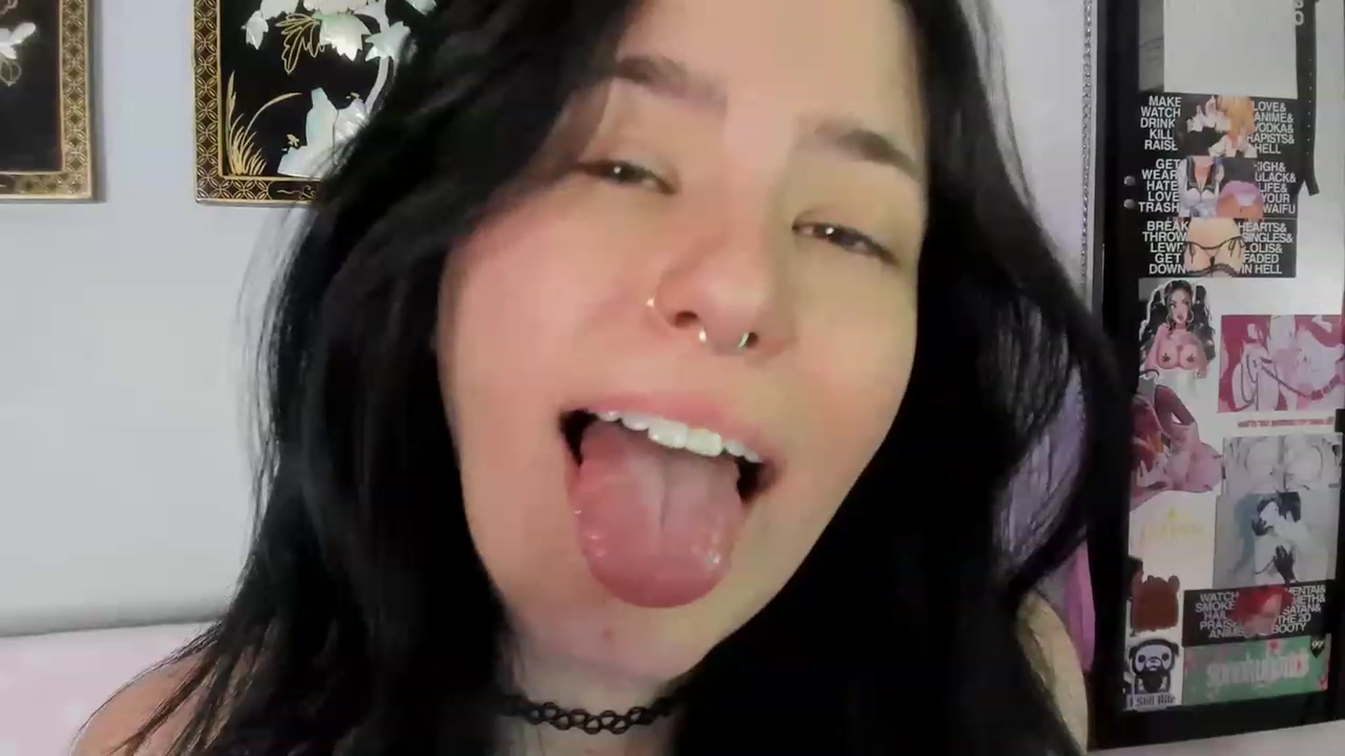 Gallery image thumbnail from Isabelle_Babe's myfreecams stream on, 05/16/2023, 12:03 image 15 of 20