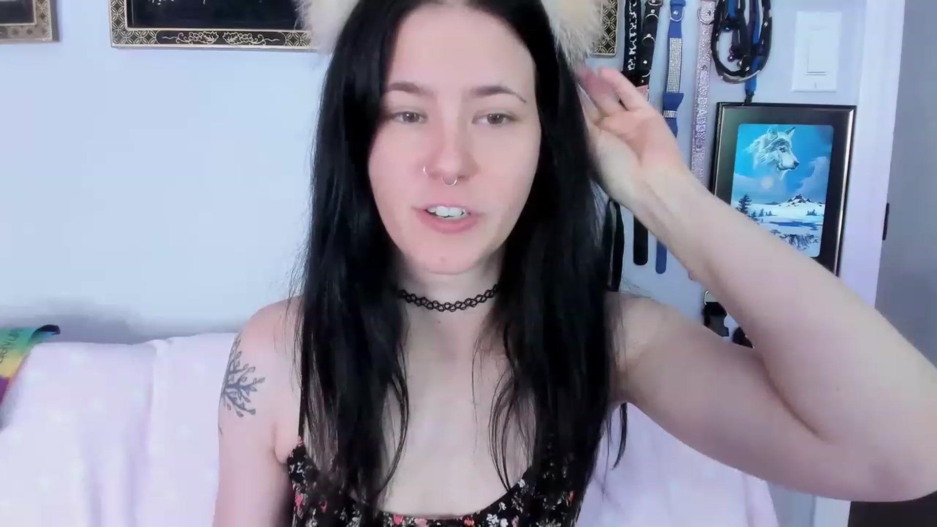 Gallery image thumbnail from Isabelle_Babe's myfreecams stream on, 05/17/2023, 01:20 image 17 of 20