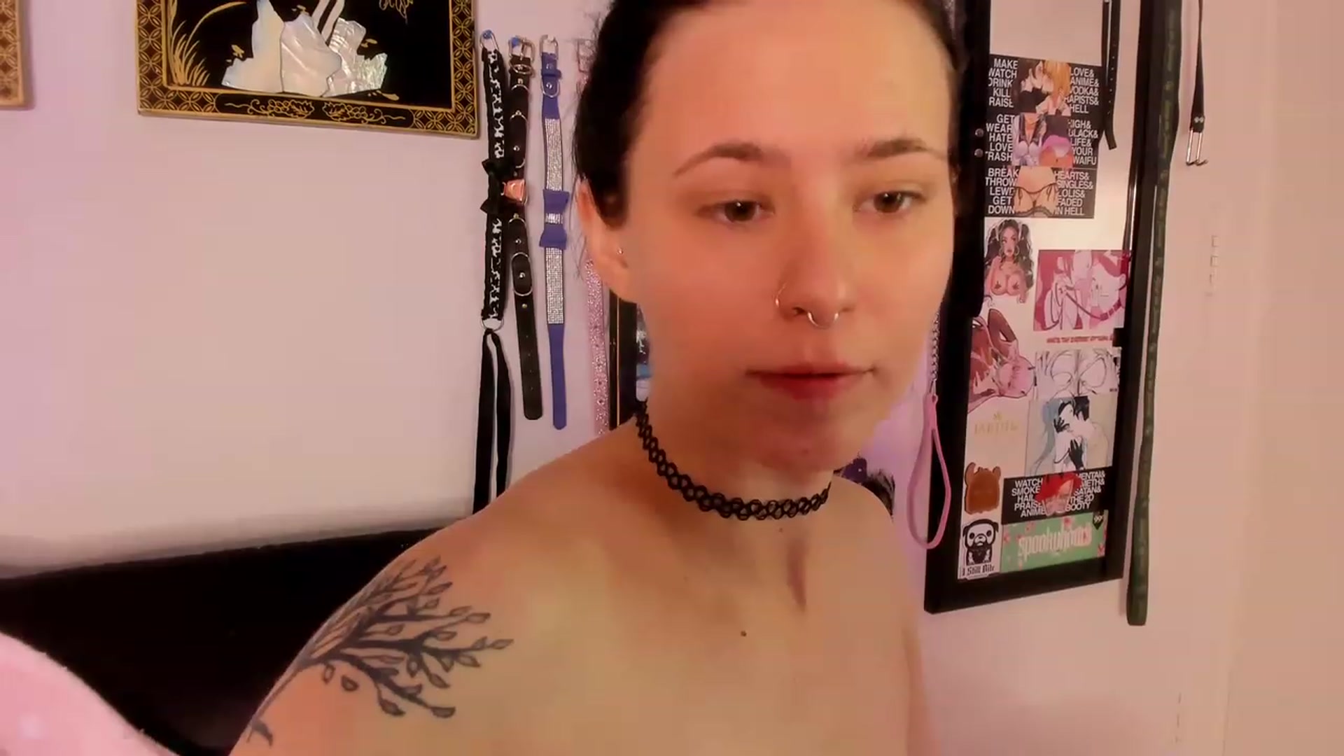 Gallery image thumbnail from Isabelle_Babe's myfreecams stream on, 05/17/2023, 11:56 image 9 of 20