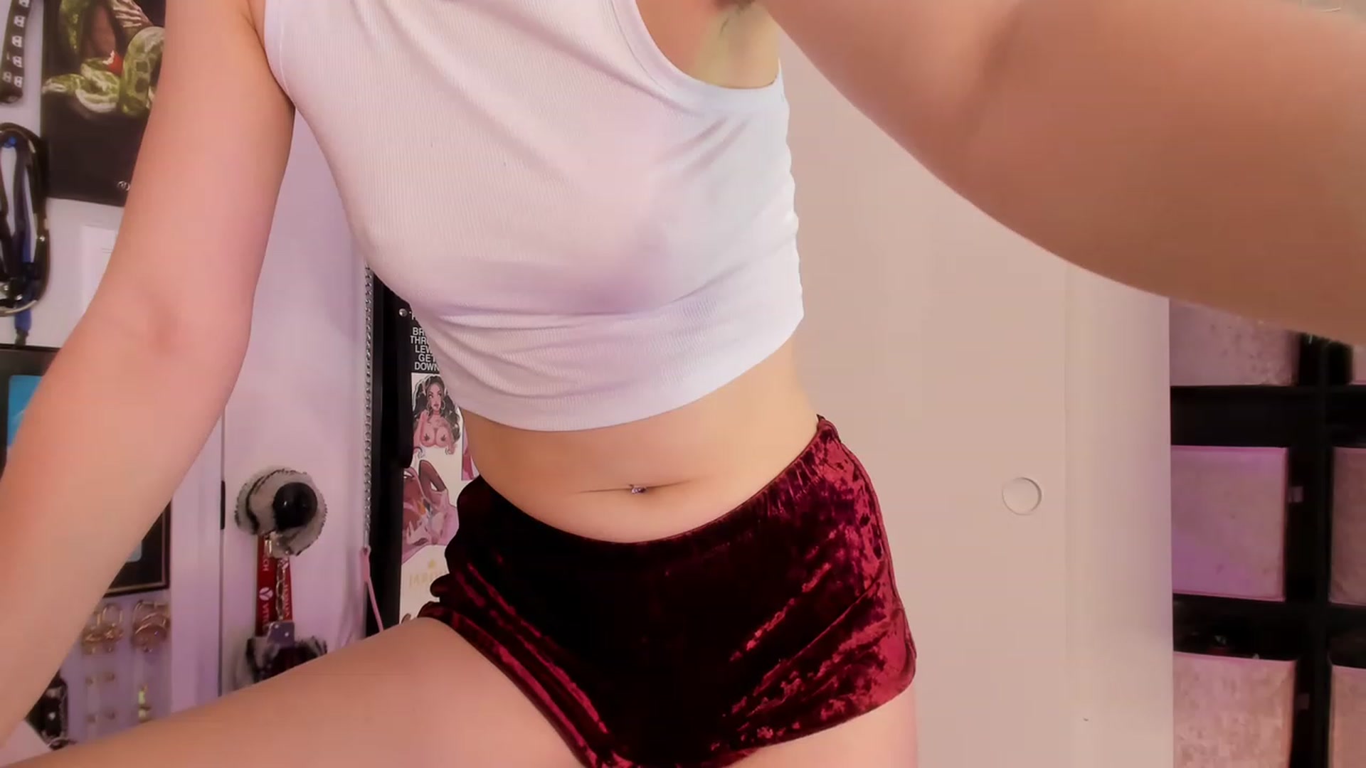 Gallery image thumbnail from Isabelle_Babe's myfreecams stream on, 05/18/2023, 20:34 image 7 of 20