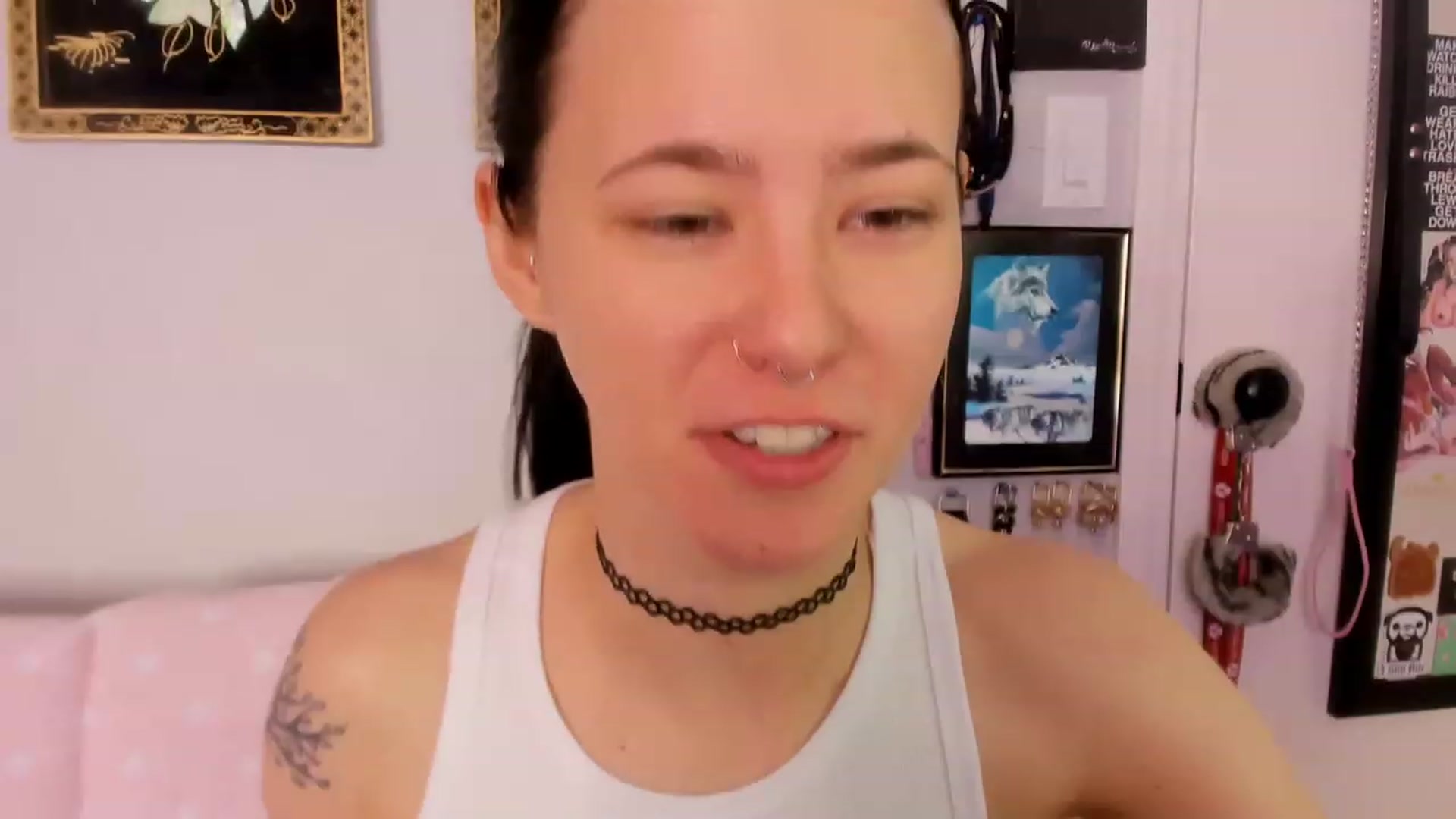 Gallery image thumbnail from Isabelle_Babe's myfreecams stream on, 05/18/2023, 20:34 image 2 of 20