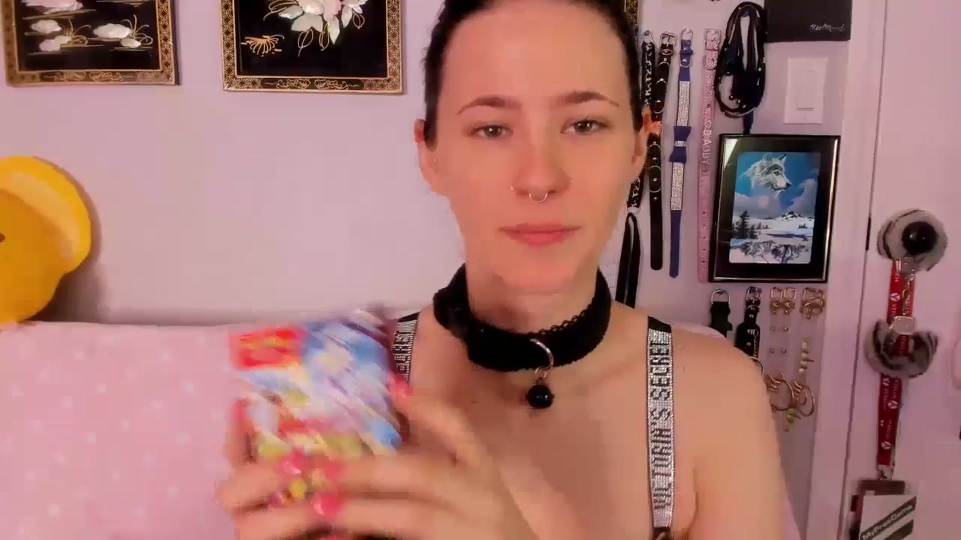 Gallery image thumbnail from Isabelle_Babe's myfreecams stream on, 05/20/2023, 19:49 image 7 of 20
