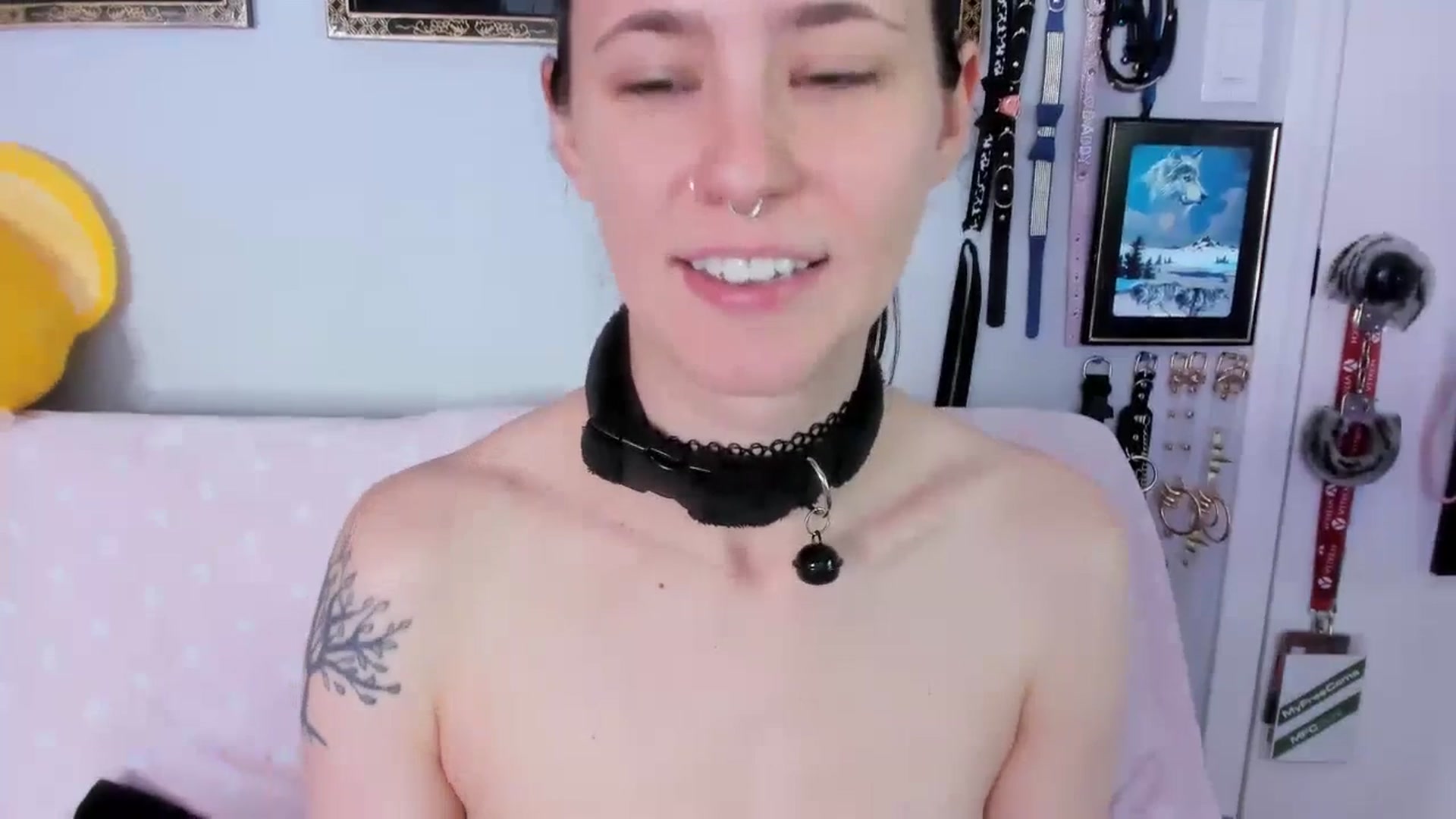 Gallery image thumbnail from Isabelle_Babe's myfreecams stream on, 05/20/2023, 19:49 image 17 of 20