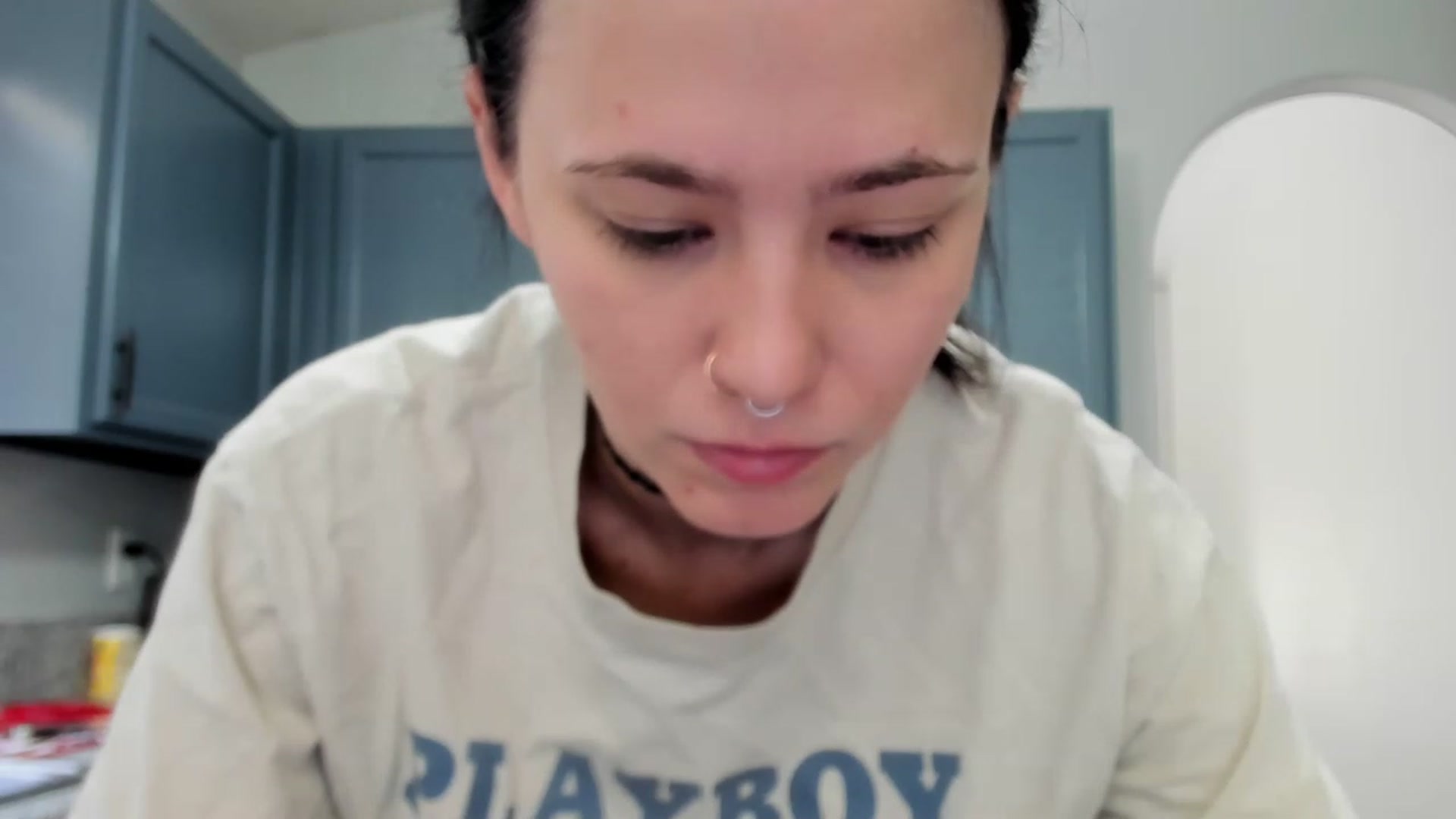 Gallery image thumbnail from Isabelle_Babe's myfreecams stream on, 05/27/2023, 20:11 image 7 of 20