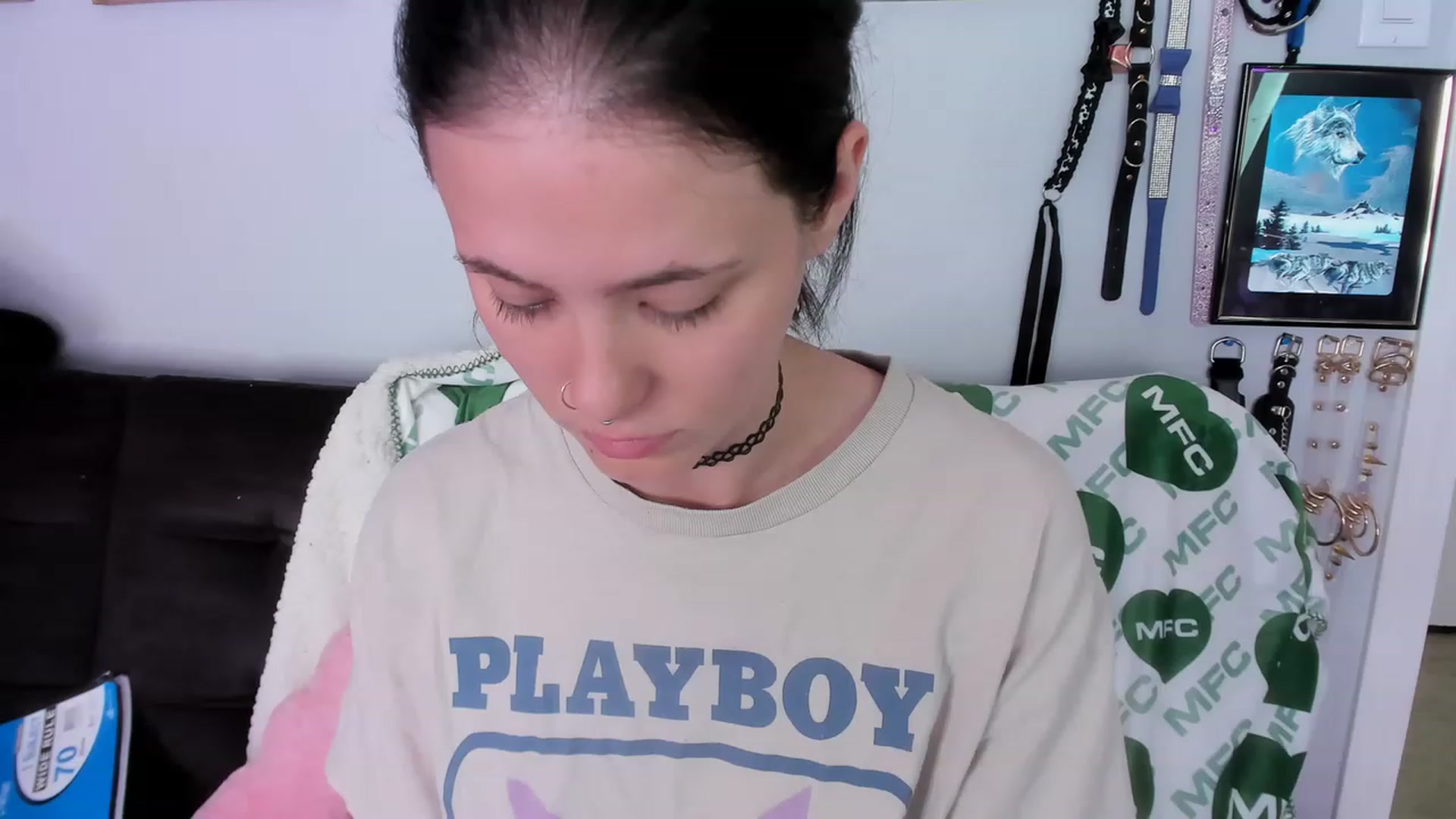 Gallery image thumbnail from Isabelle_Babe's myfreecams stream on, 05/27/2023, 21:53 image 7 of 20