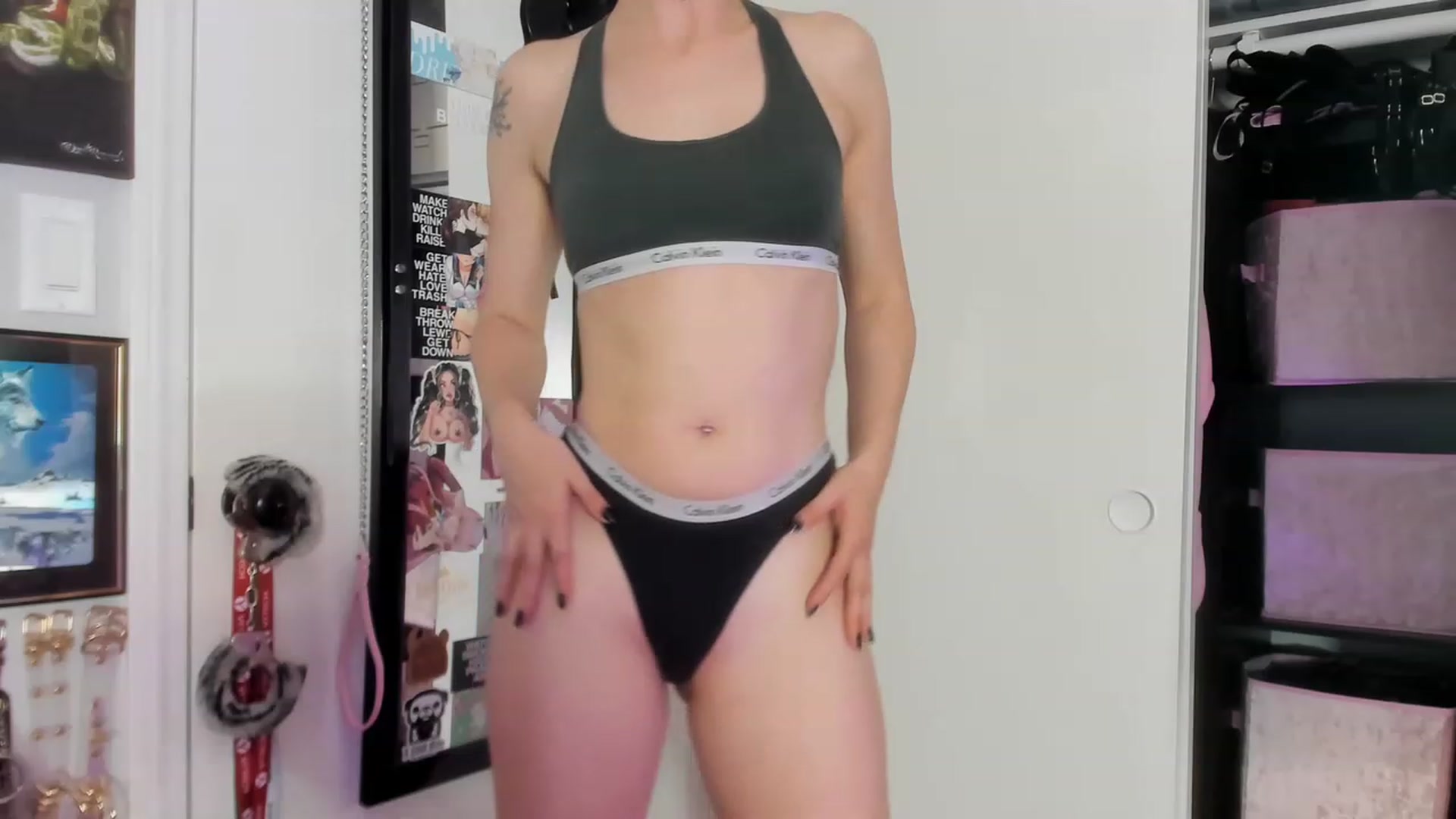Gallery image thumbnail from Isabelle_Babe's myfreecams stream on, 05/30/2023, 11:29 image 9 of 20