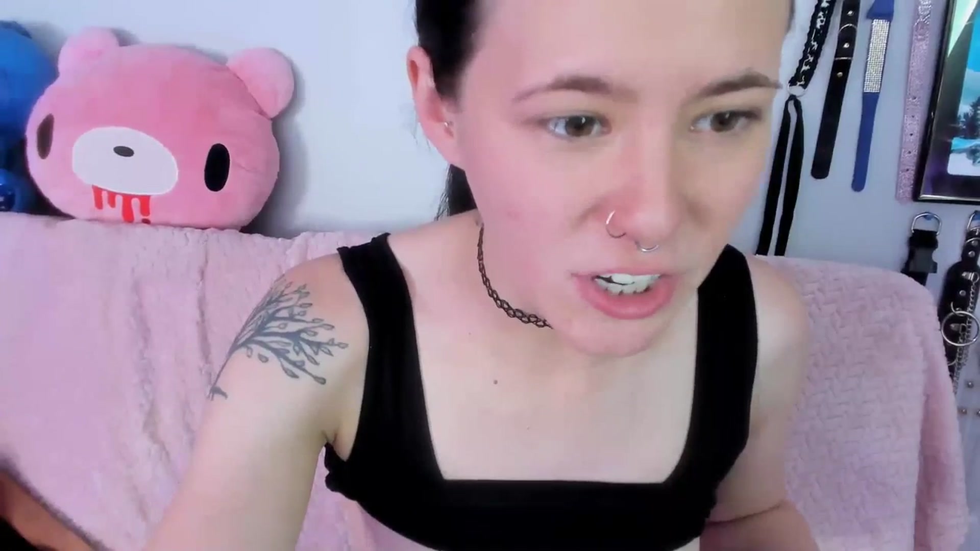 Gallery image thumbnail from Isabelle_Babe's myfreecams stream on, 05/31/2023, 20:01 image 5 of 20