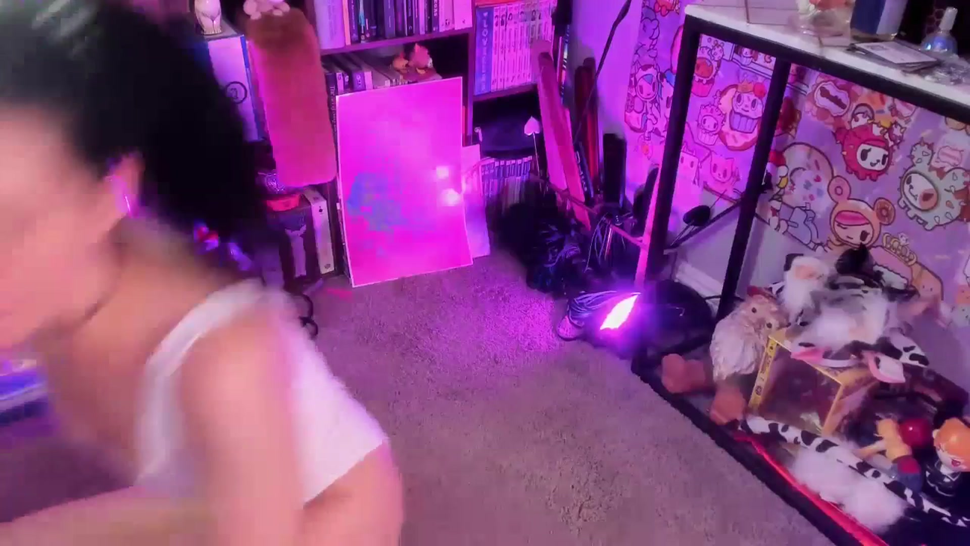 Gallery image thumbnail from Isabelle_Babe's myfreecams stream on, 06/10/2023, 10:37 image 8 of 20
