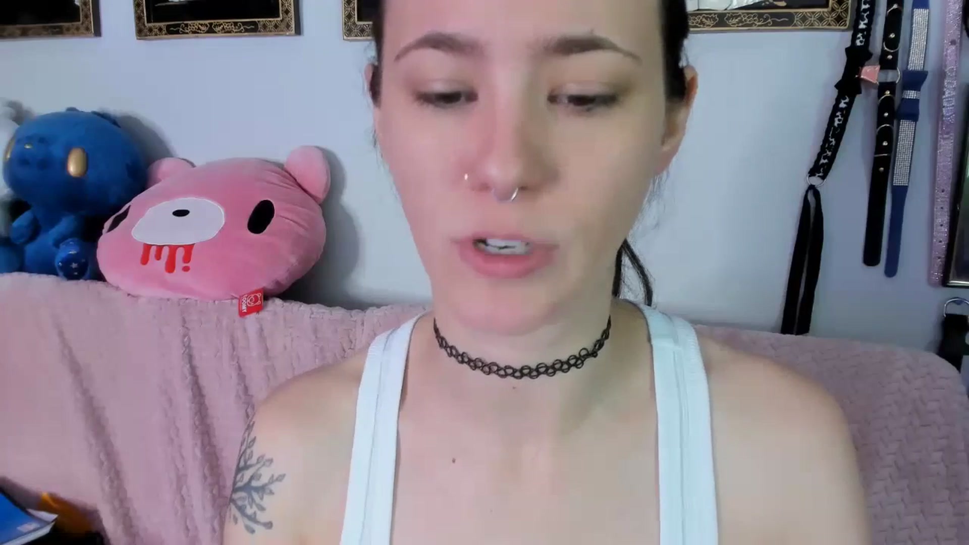 Gallery image thumbnail from Isabelle_Babe's myfreecams stream on, 06/12/2023, 18:46 image 15 of 20