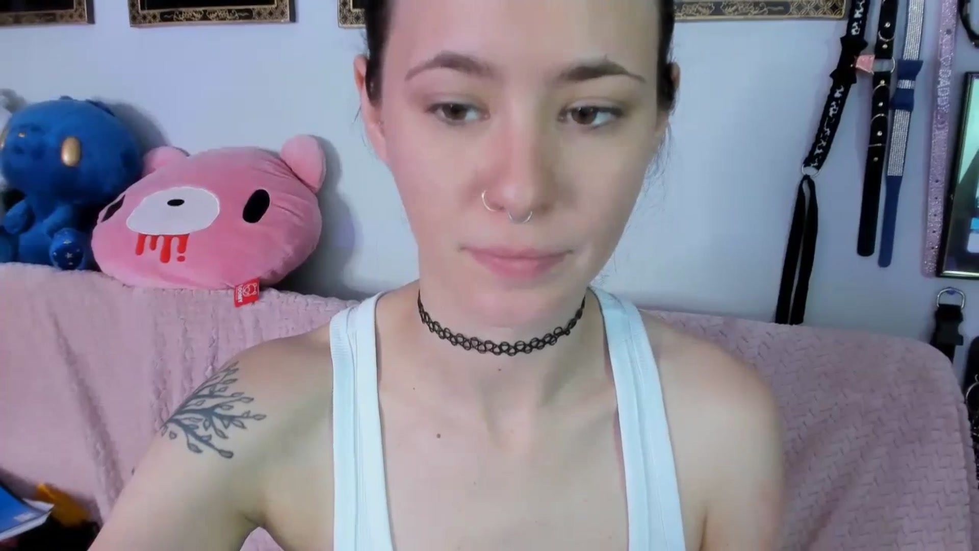 Gallery image thumbnail from Isabelle_Babe's myfreecams stream on, 06/12/2023, 18:46 image 12 of 20