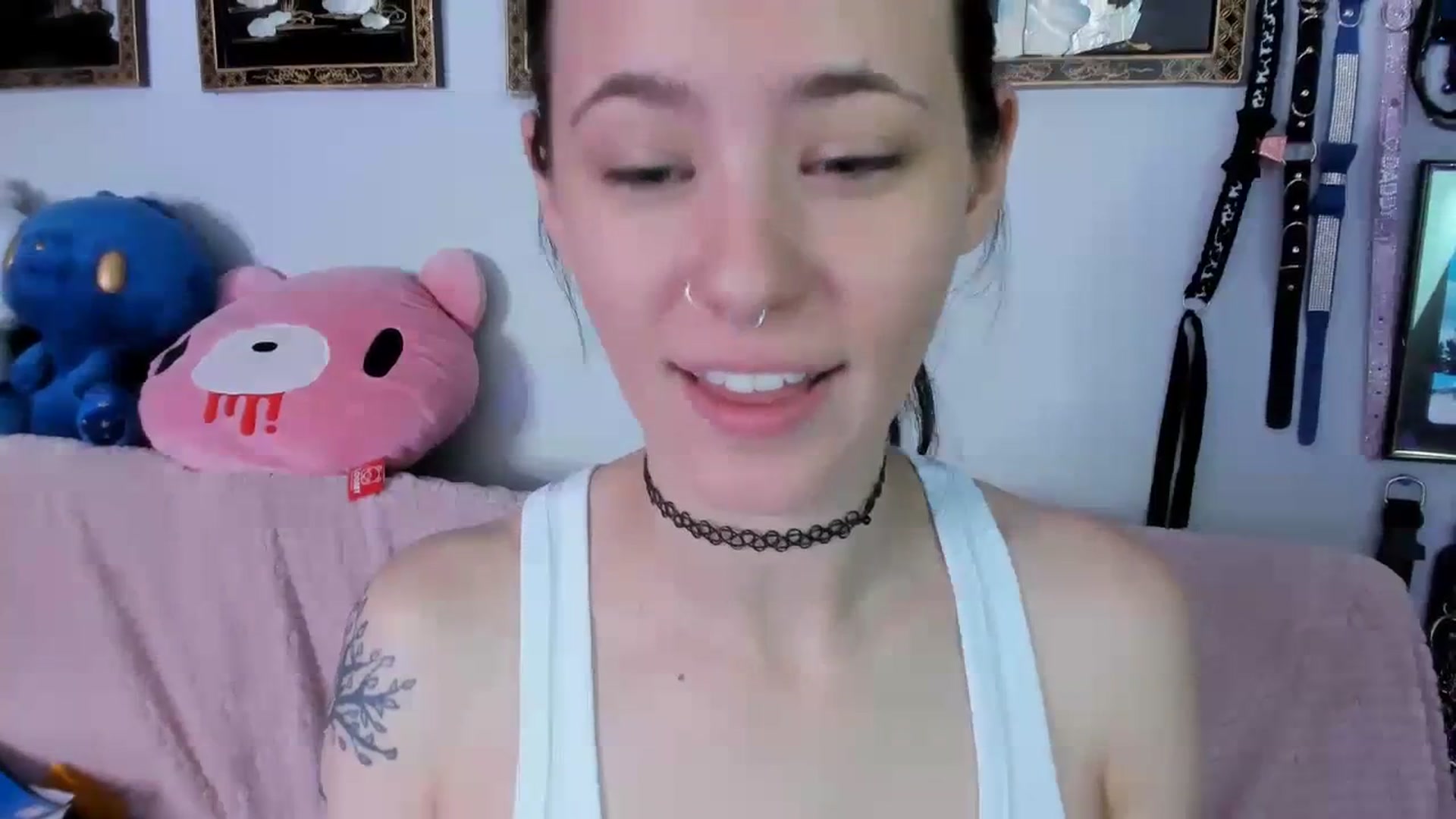 Gallery image thumbnail from Isabelle_Babe's myfreecams stream on, 06/12/2023, 18:46 image 11 of 20