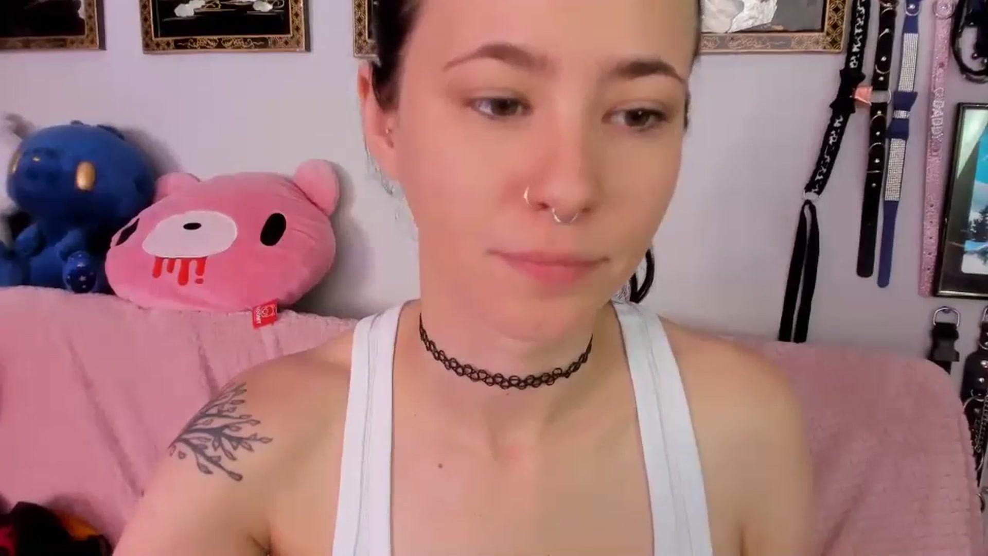Gallery image thumbnail from Isabelle_Babe's myfreecams stream on, 06/12/2023, 18:46 image 2 of 20