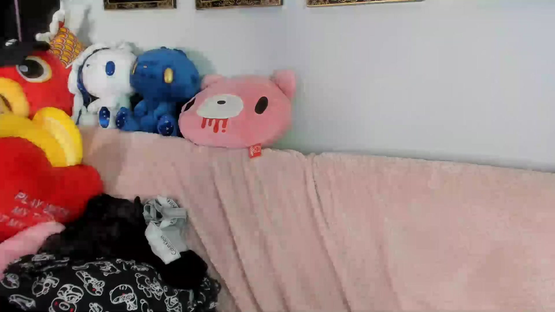 Gallery image thumbnail from Isabelle_Babe's myfreecams stream on, 06/13/2023, 11:26 image 8 of 20