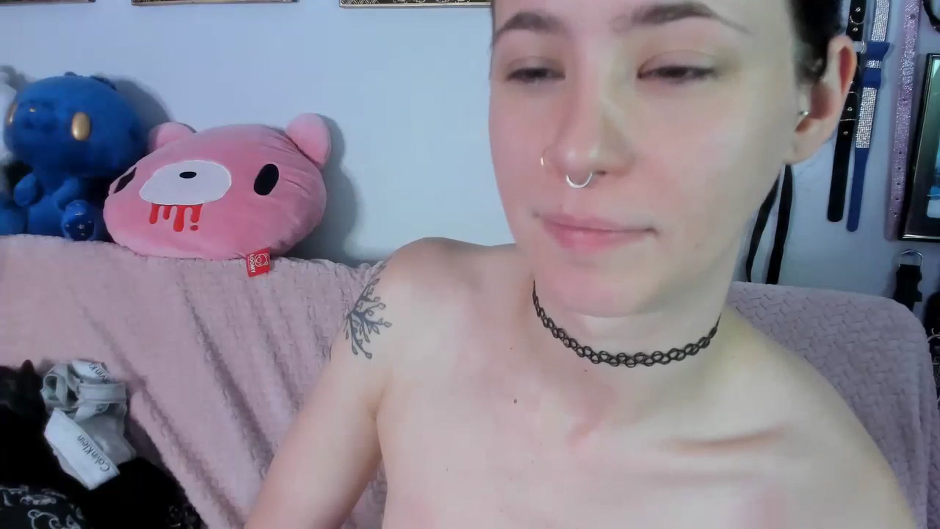 Gallery image thumbnail from Isabelle_Babe's myfreecams stream on, 06/13/2023, 11:26 image 9 of 20