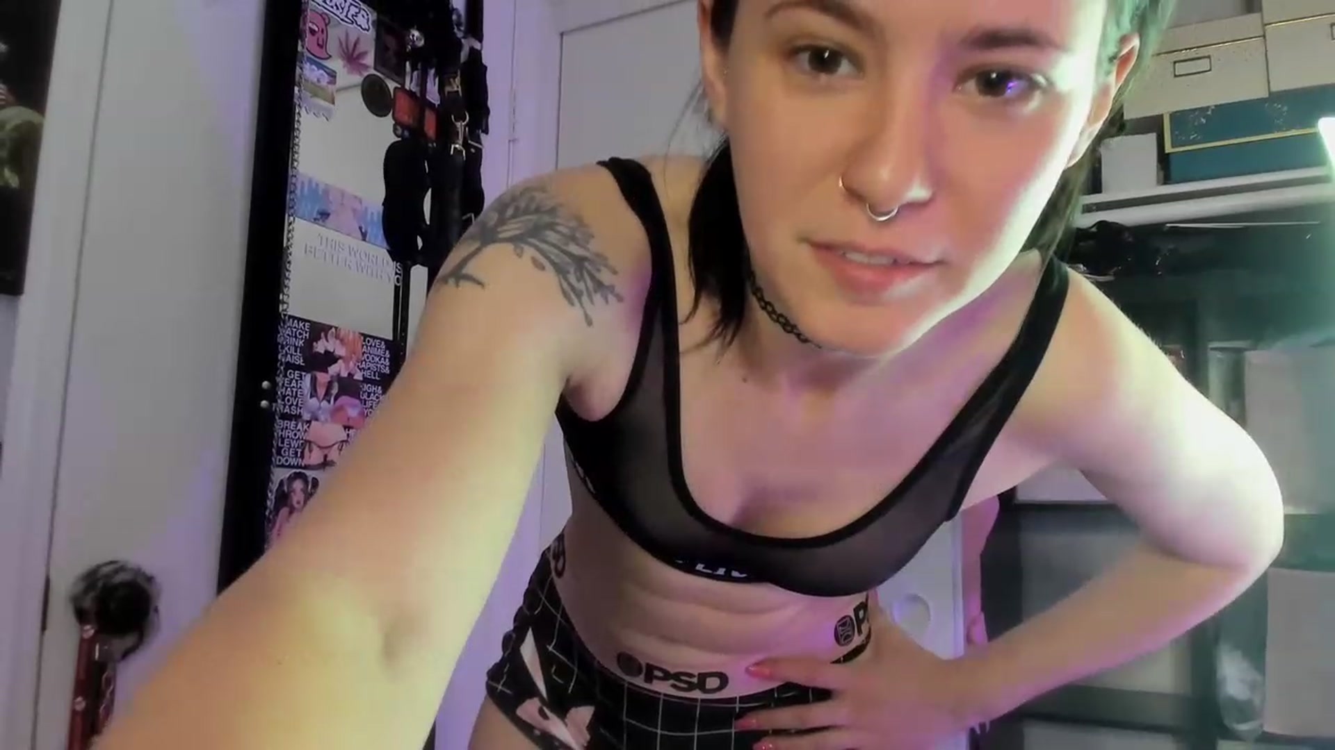 Gallery image thumbnail from Isabelle_Babe's myfreecams stream on, 06/17/2023, 12:16 image 6 of 20