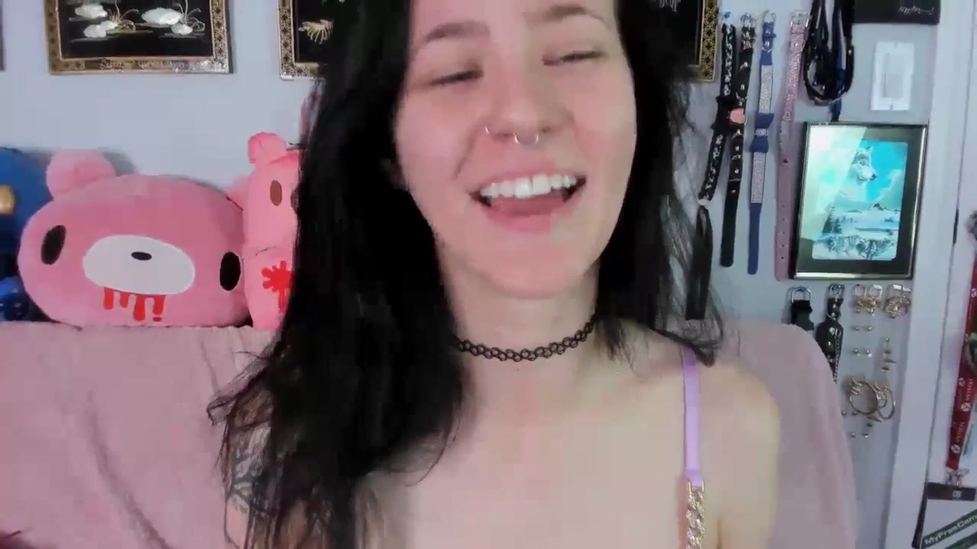 Gallery image thumbnail from Isabelle_Babe's myfreecams stream on, 06/19/2023, 19:59 image 6 of 20