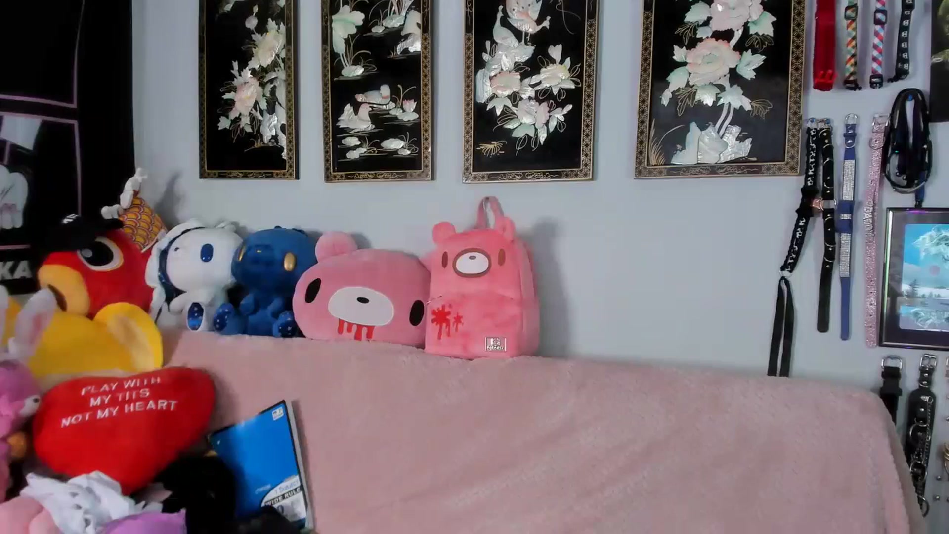 Gallery image thumbnail from Isabelle_Babe's myfreecams stream on, 06/20/2023, 19:35 image 12 of 20