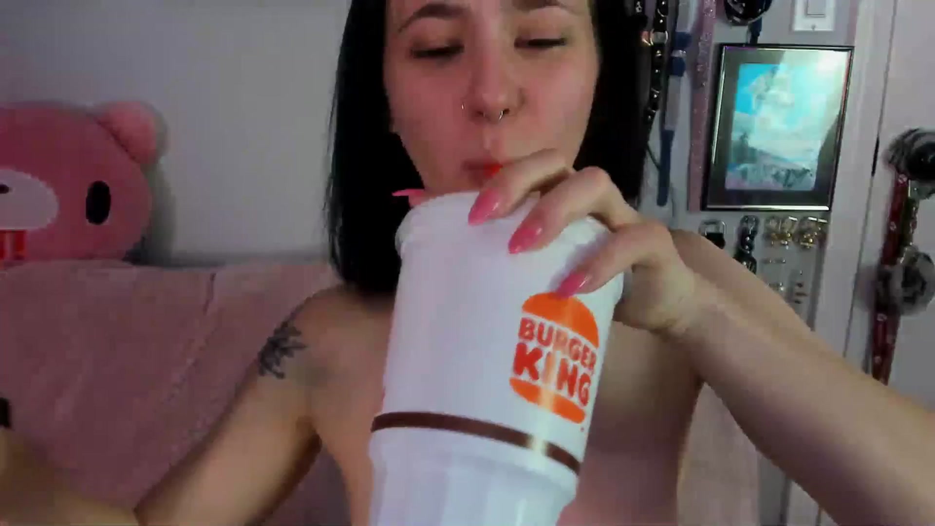 Gallery image thumbnail from Isabelle_Babe's myfreecams stream on, 06/22/2023, 09:52 image 1 of 20