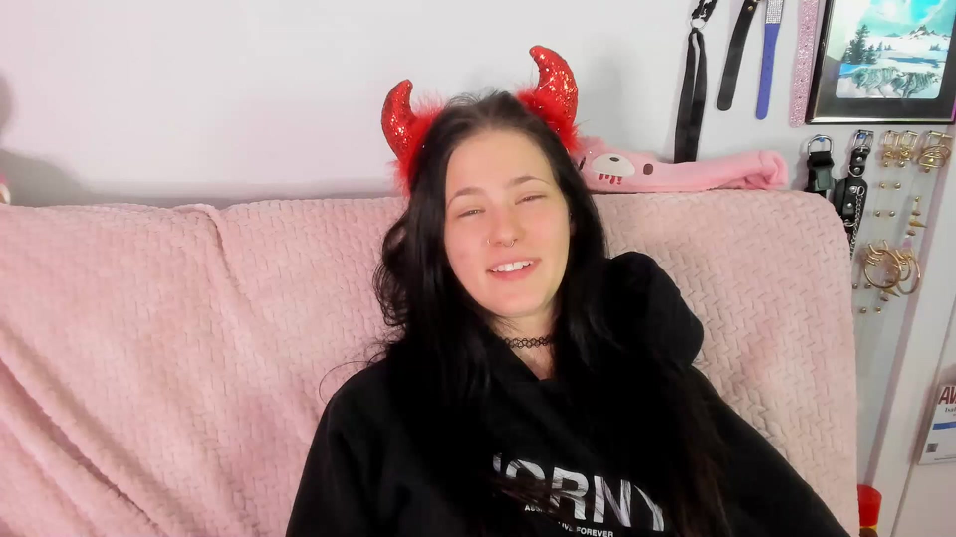 Gallery image thumbnail from Isabelle_Babe's myfreecams stream on, 07/04/2023, 08:56 image 10 of 20