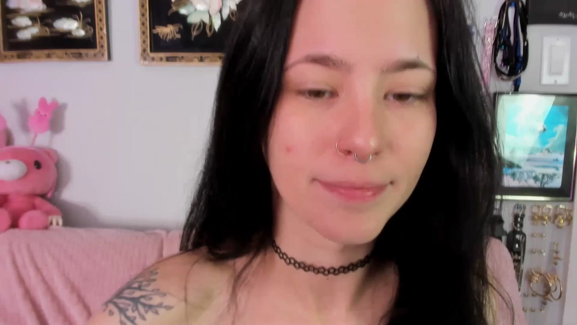 Gallery image thumbnail from Isabelle_Babe's myfreecams stream on, 07/04/2023, 20:10 image 1 of 20