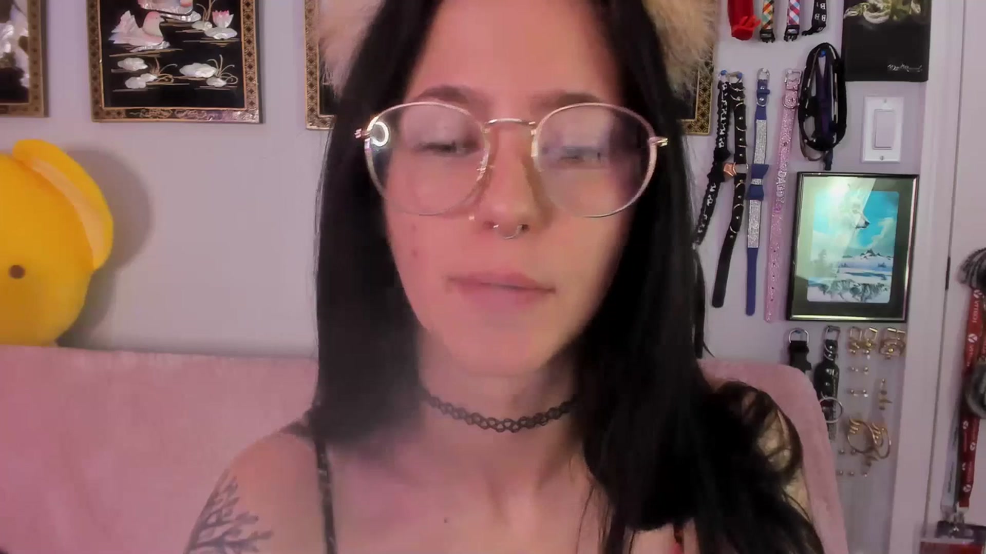 Gallery image thumbnail from Isabelle_Babe's myfreecams stream on, 07/19/2023, 19:55 image 11 of 20